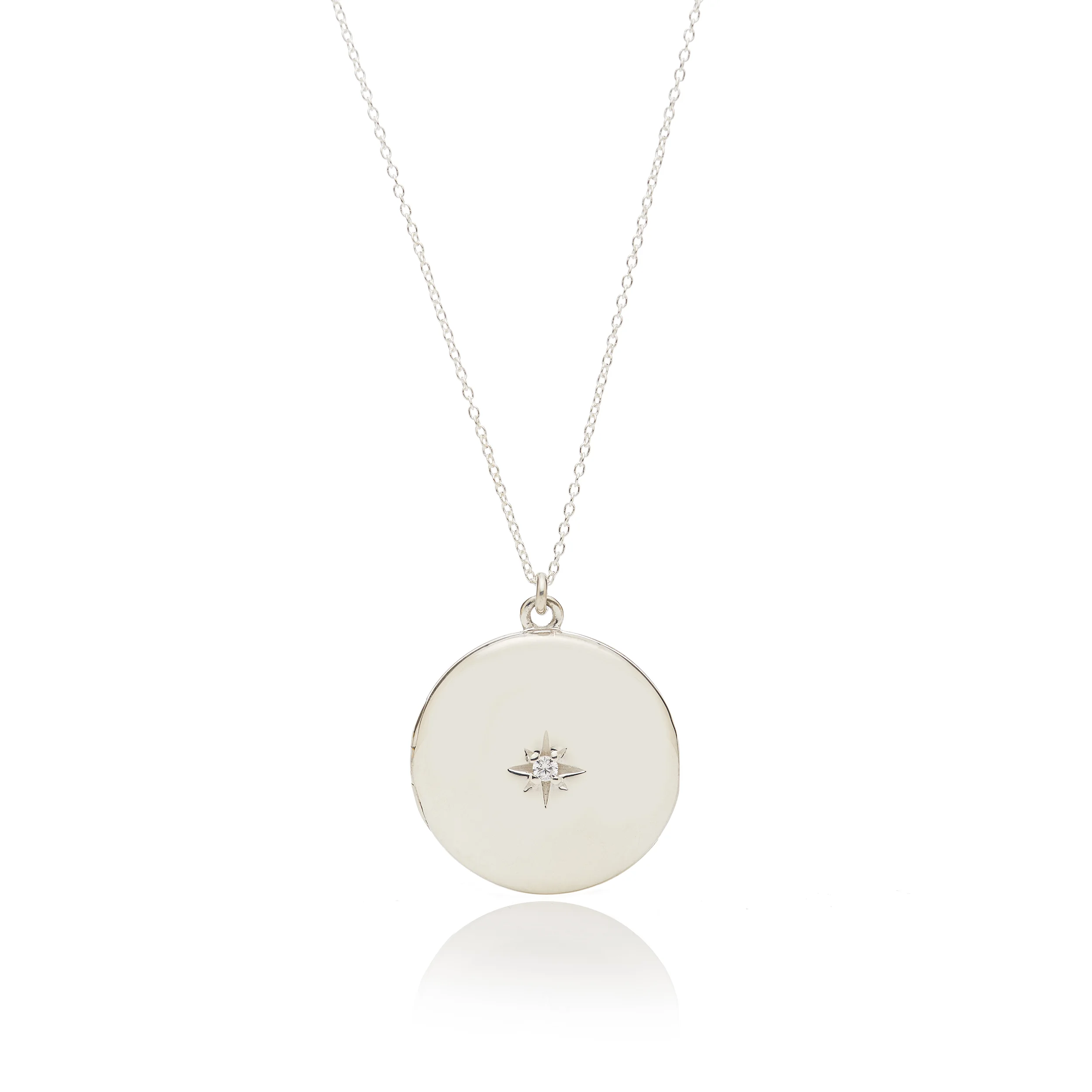 Locket_large_silver_star_8164.jpg