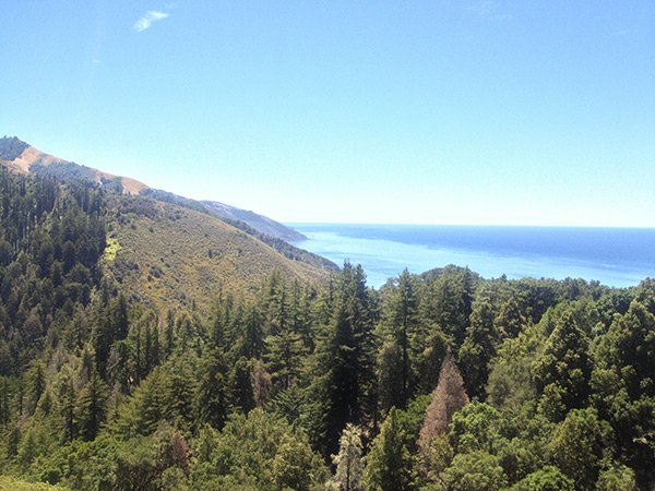 Hiking high above the Big Sur Coast and Pacific Coast Highway