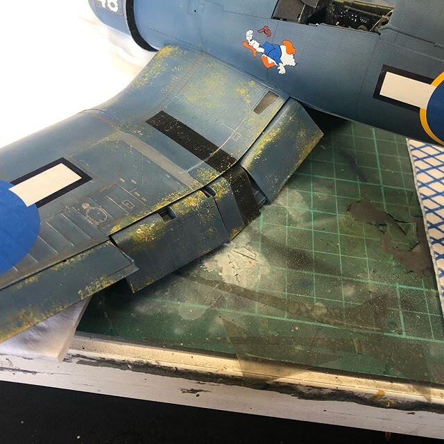 A bit more wip tonight on the 1/32 Tamiya Corsair started doing a bit of weathering this evening happy with the results #usn #usnavy #usaf #airfixkit #revellmodels #trumpeter #royalairforce #greekairforce #smithsonianmuseum #duxfordimperialwarmuseum 