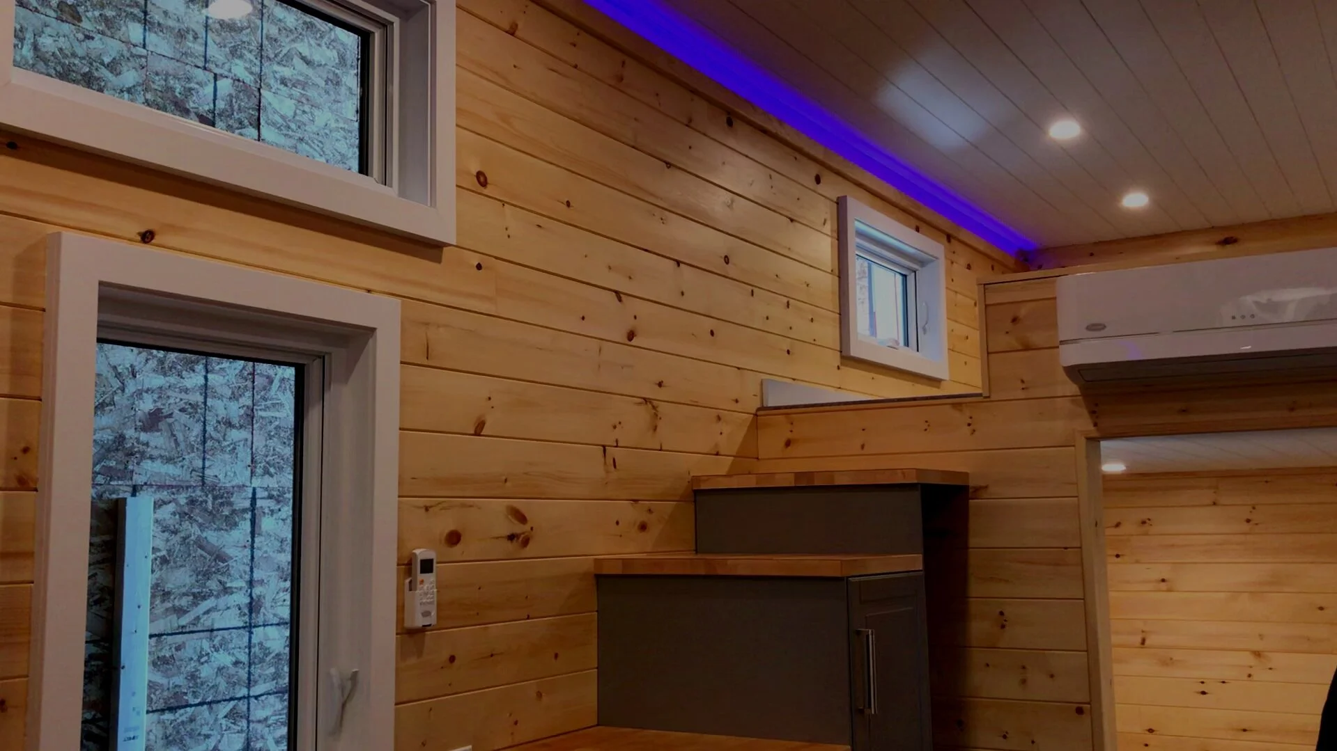Tiny Home Manufacturing Ottawa | Mini & Portable Homes Builders - MMRH ...