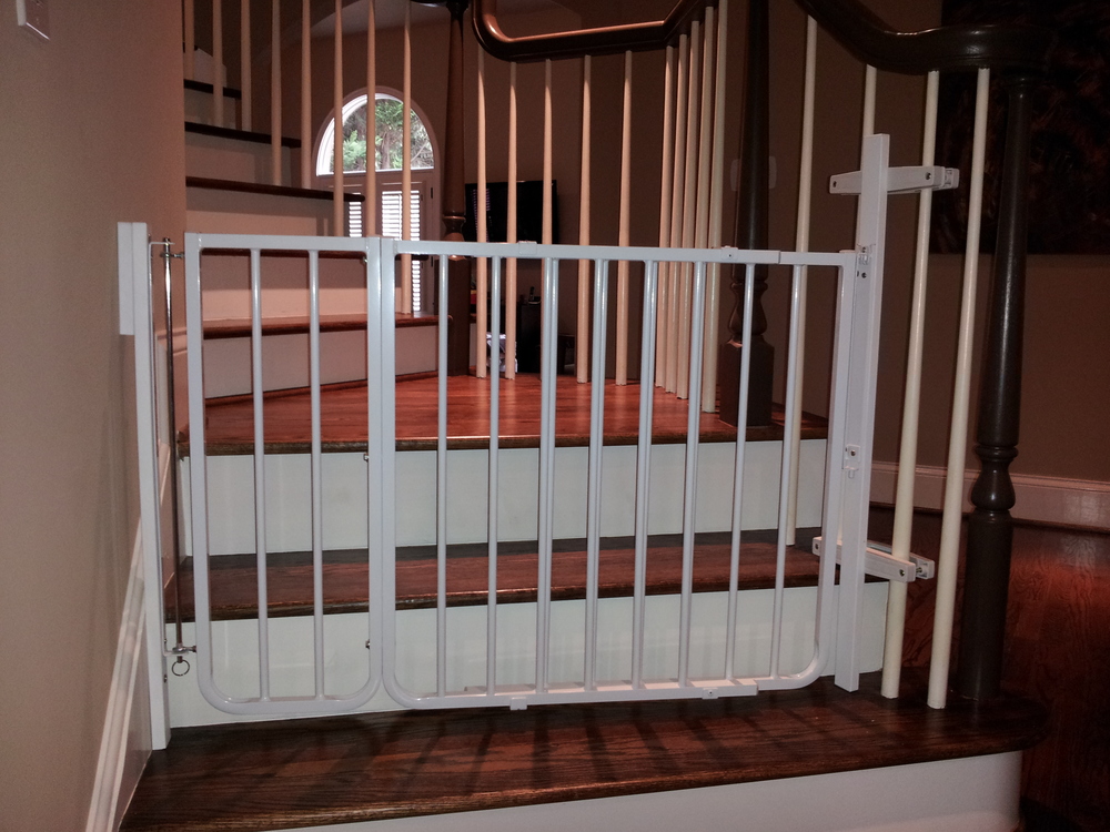 Baby Gates Babyproofing Help I Atlanta S Pro Babyproofer - Baby Gate Wall Mount Bracket