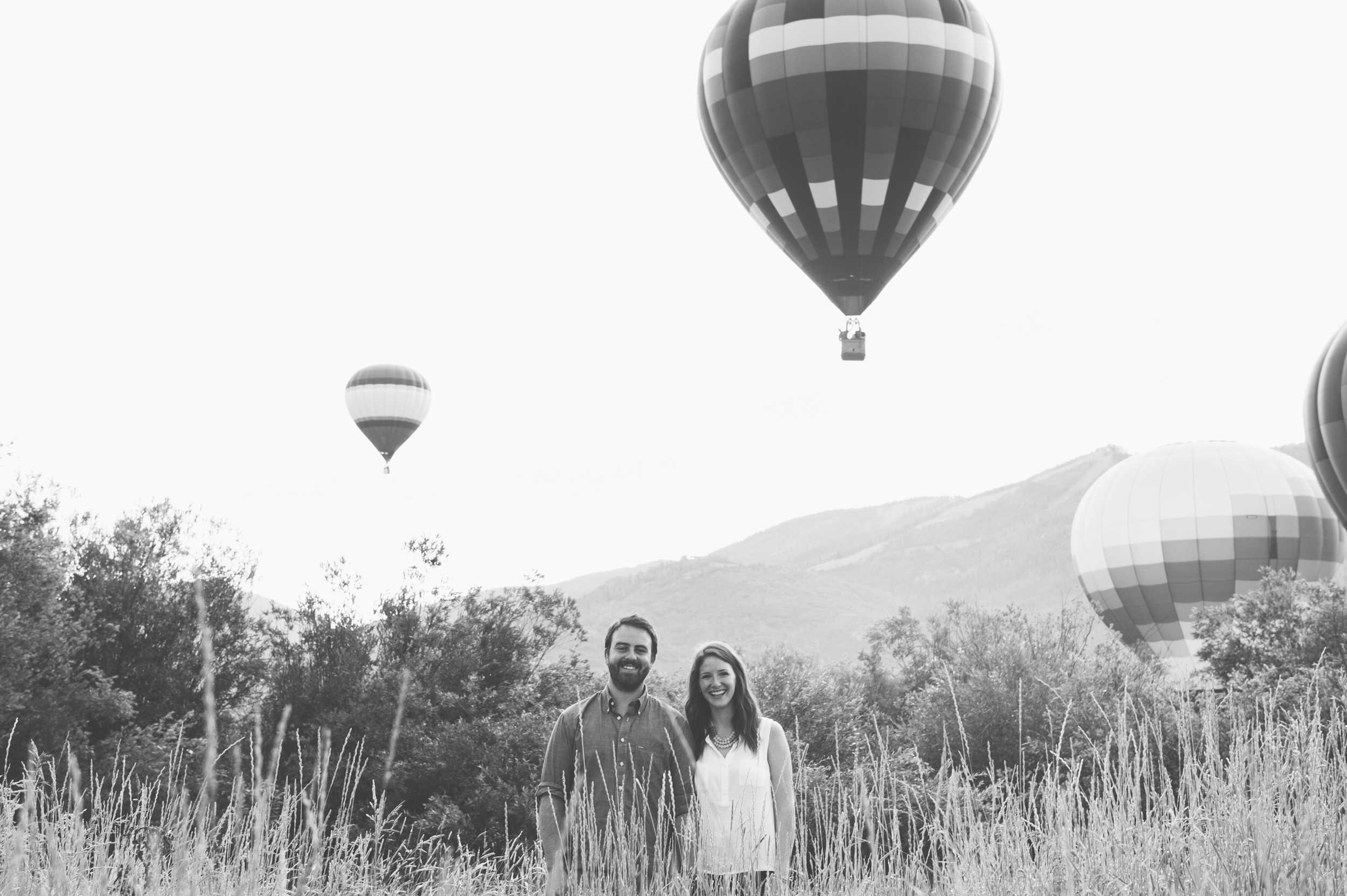  steamboat engagement photographer, hot air balloon rodeo in steamboat, steamboat hot air balloon rodeo, colorado hot air balloon rodeo, hot air balloon engagement, hot air balloon fiesta, hot air balloon proposal, hot air balloon engagement session 