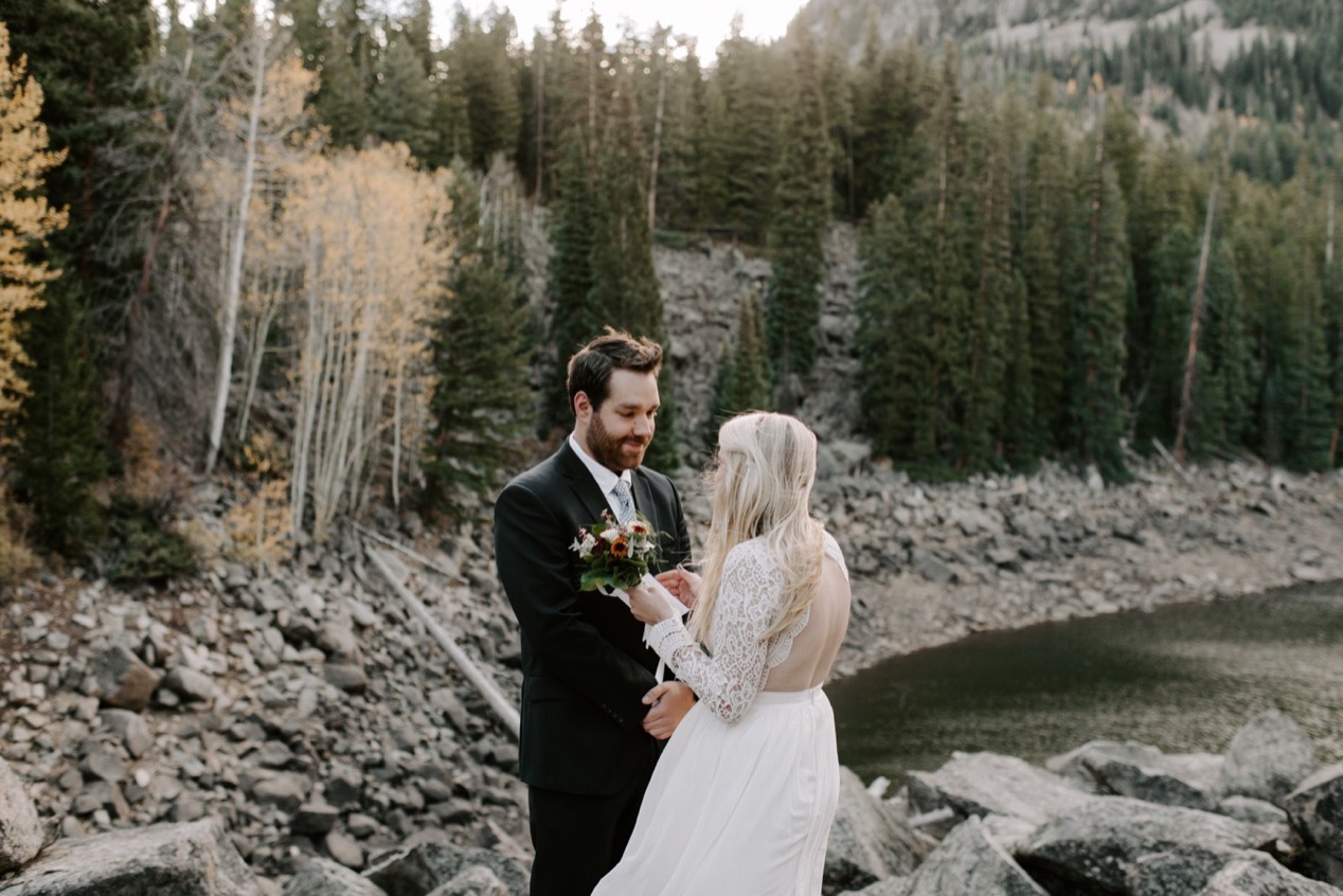  Colorado Elopement Photographer, Colorado Elopement Ideas, Colorado Mountain Elopement, Aspen Elopement Photographer, Maroon Bells Elopement, Independence Pass Elopement, Denver Elopement Photographer, Boulder Elopement Photographer, Adventure Elope