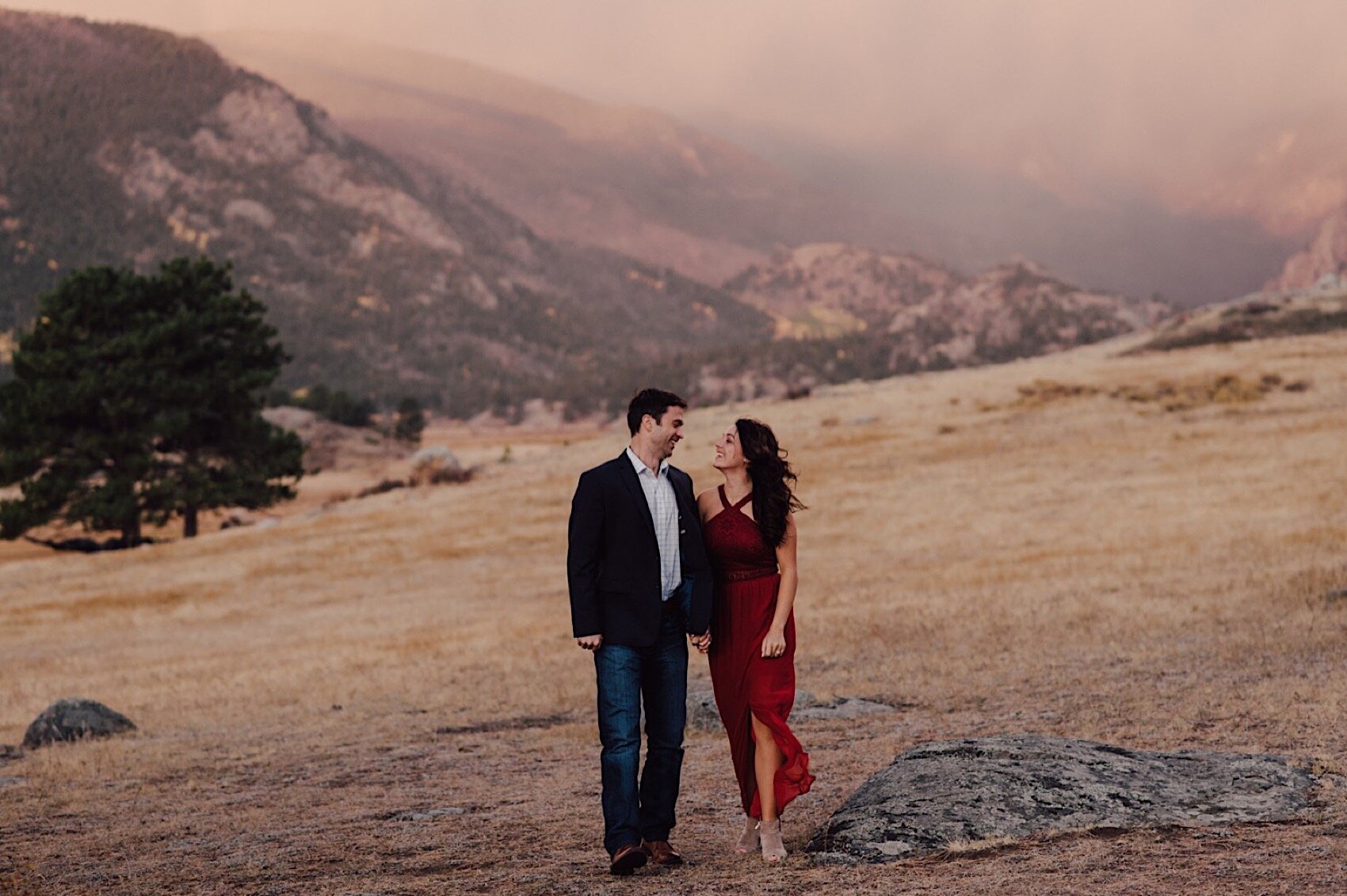  rmnp engagement session, colorado engagement photos, Hiking Engagement Session, colorado elopement, colorado elopement photographer, places to elope colorado, 3M curve Photographer, colorado Wedding, rmnp Engagement, Adventure Engagement Session, ro