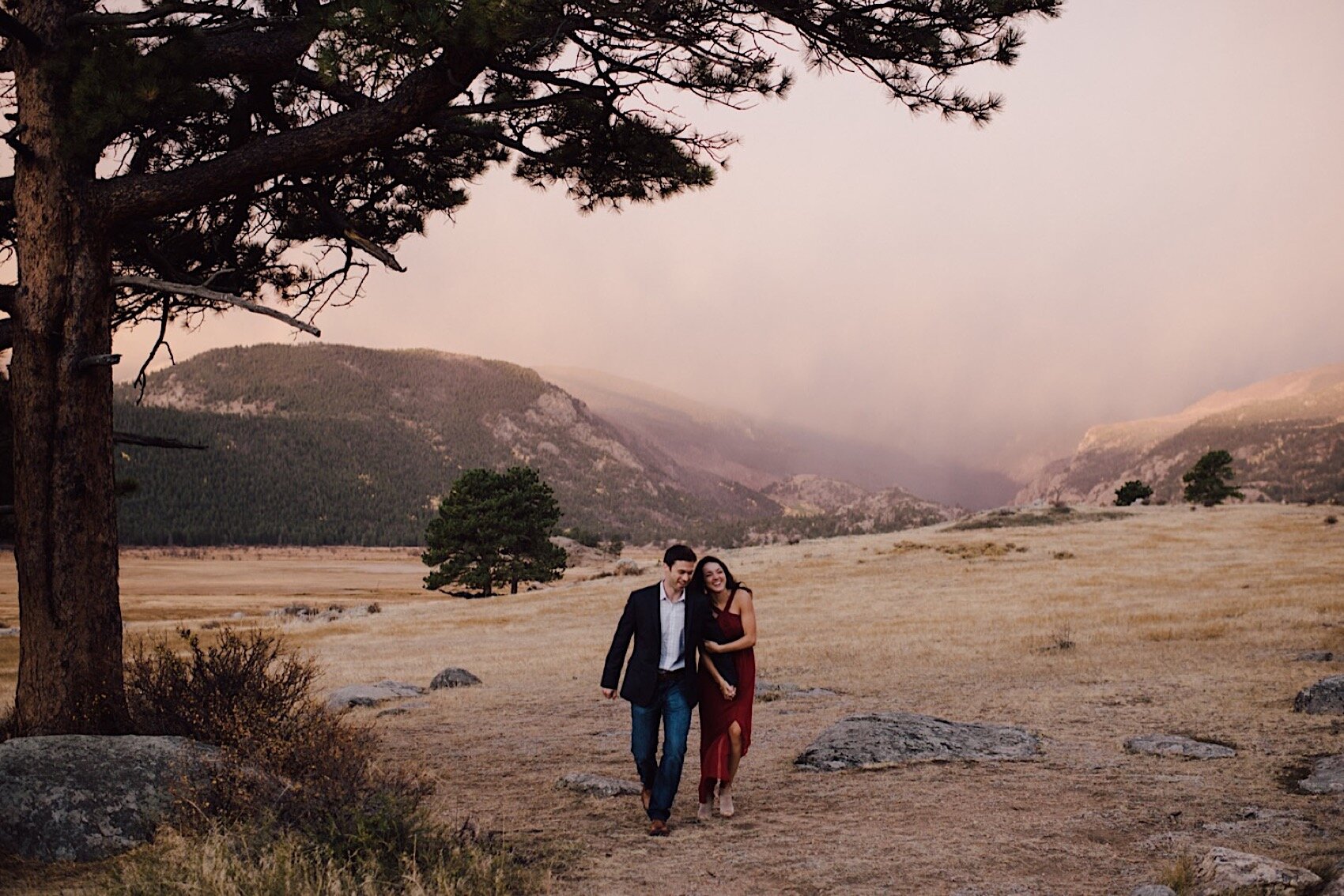  rmnp engagement session, colorado engagement photos, Hiking Engagement Session, colorado elopement, colorado elopement photographer, places to elope colorado, 3M curve Photographer, colorado Wedding, rmnp Engagement, Adventure Engagement Session, ro