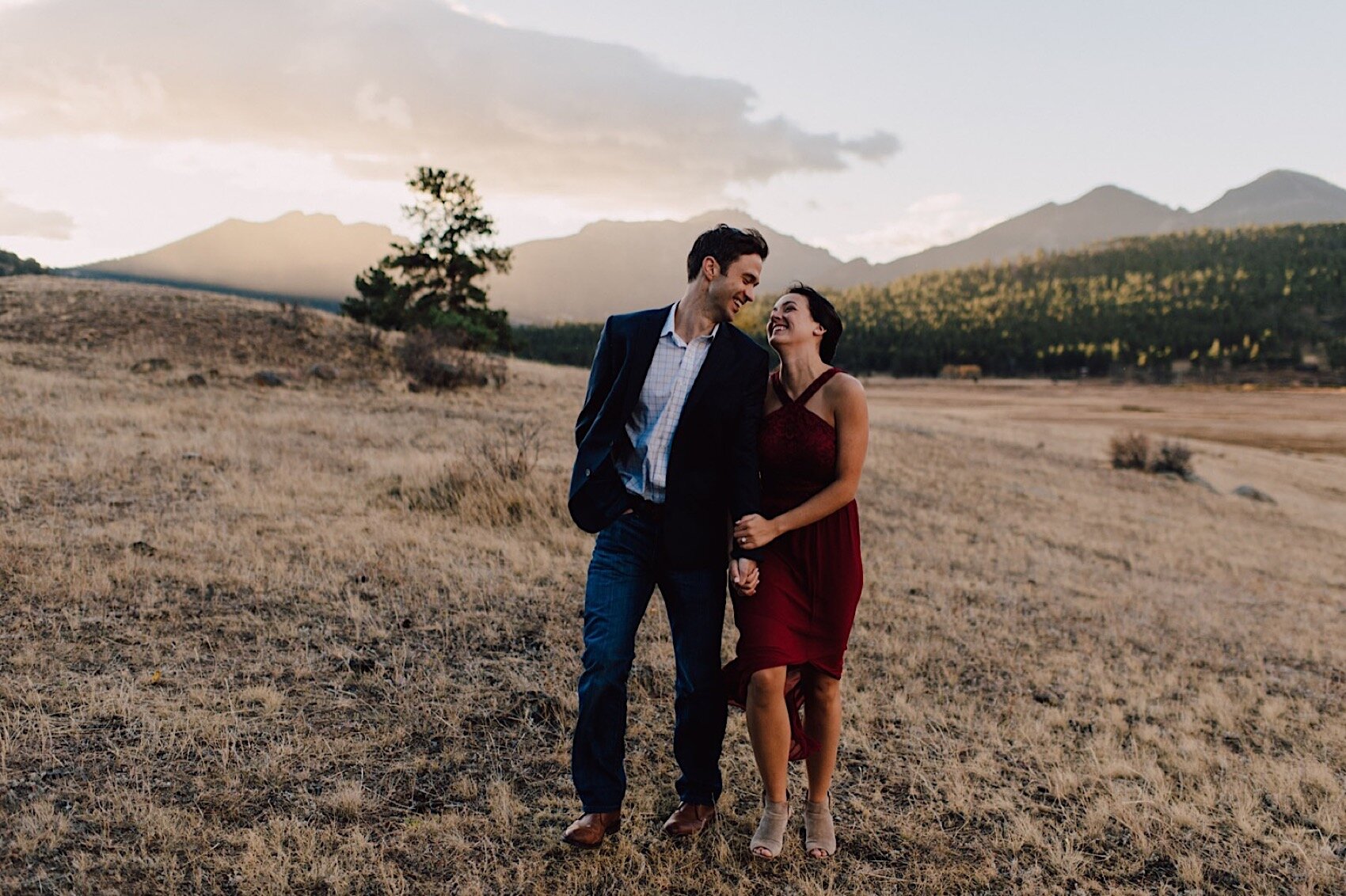  rmnp engagement session, colorado engagement photos, Hiking Engagement Session, colorado elopement, colorado elopement photographer, places to elope colorado, 3M curve Photographer, colorado Wedding, rmnp Engagement, Adventure Engagement Session, ro