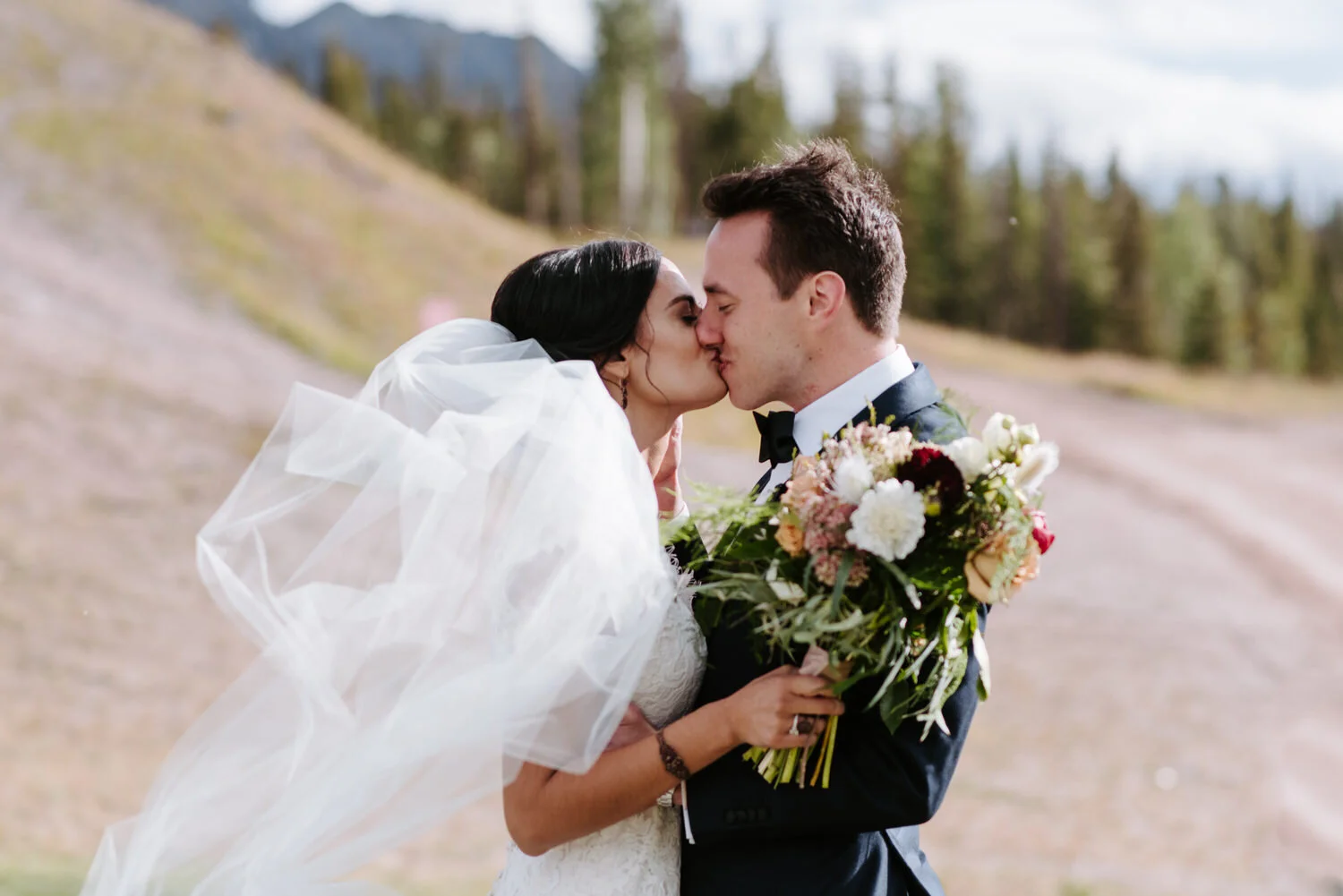 san sophia overlook, san sophia overlook wedding, telluride wedding, telluride wedding photographer, colorado wedding, colorado wedding photographer, intimate colorado wedding, colorado destination wedding, Colorado Mountain Wedding, Colorado Mounta