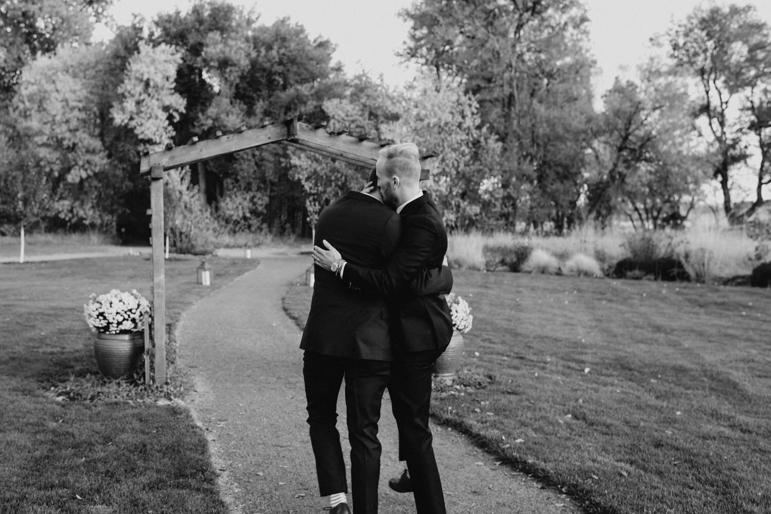  chatfield botanic gardens wedding, gay wedding, denver gay wedding, denver wedding photographer, colorado wedding, colorado gay wedding photographer, intimate gay wedding, colorado destination wedding, intimate colorado wedding, chatfield botanic ga