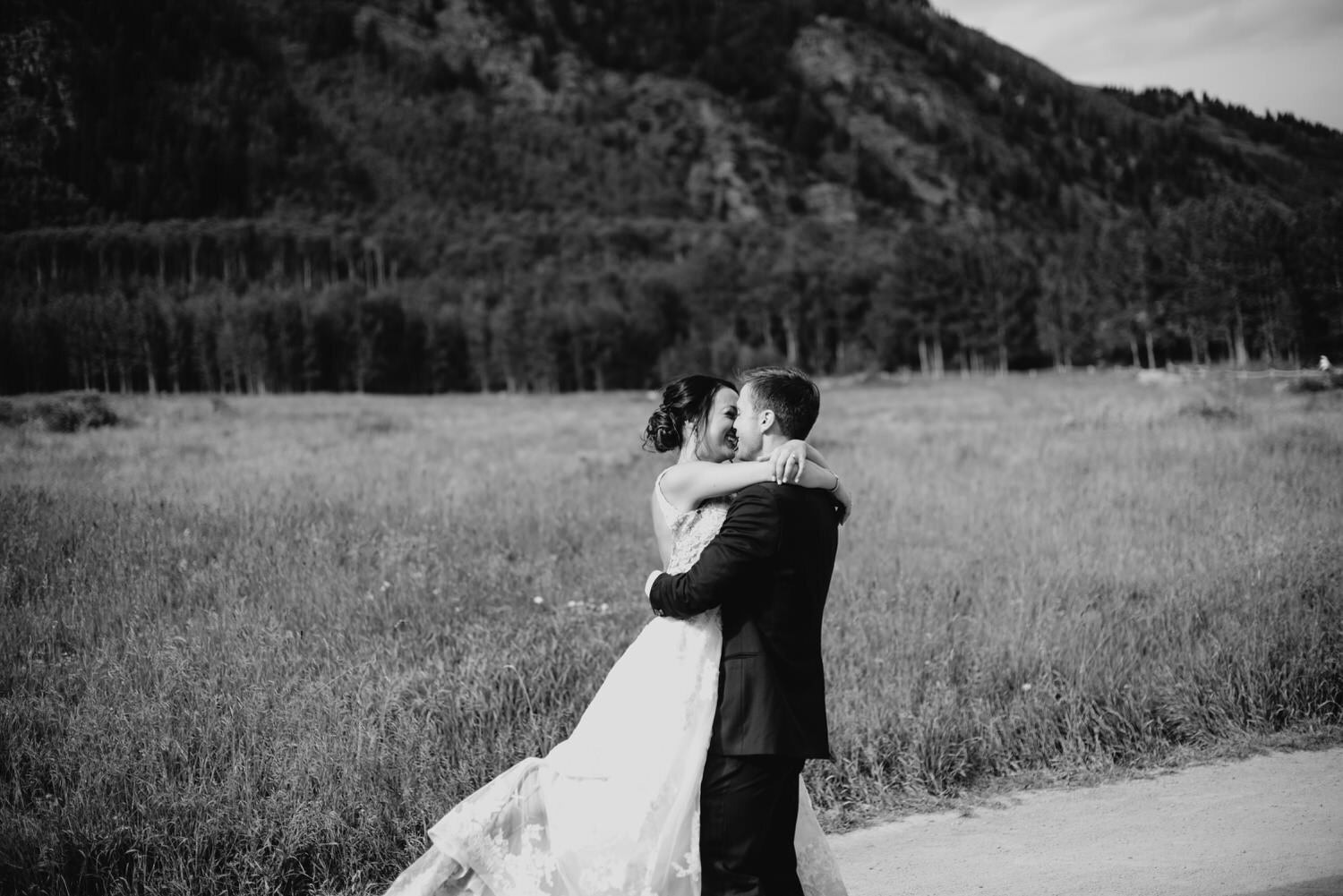  maroon bells wedding, intimate maroon bells wedding, aspen wedding, maroon bells wedding photographer, colorado wedding, colorado wedding photographer, snowmass wedding, colorado destination wedding, intimate colorado wedding, aspen wedding photogra