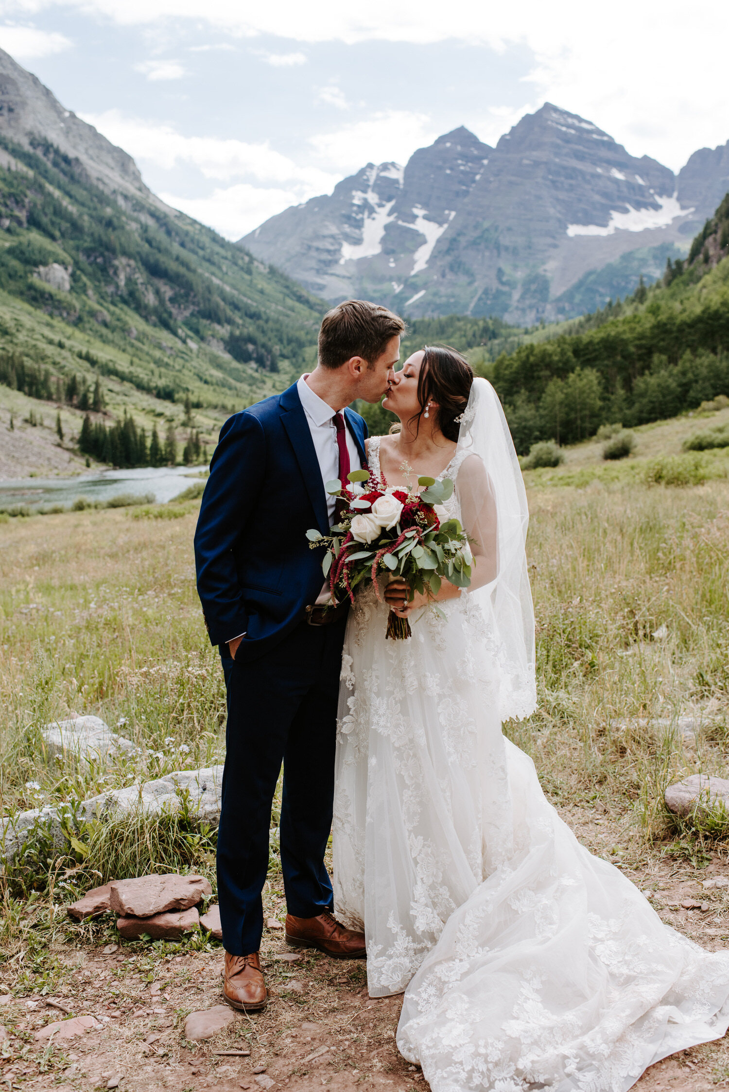  maroon bells wedding, intimate maroon bells wedding, aspen wedding, maroon bells wedding photographer, colorado wedding, colorado wedding photographer, snowmass wedding, colorado destination wedding, intimate colorado wedding, aspen wedding photogra