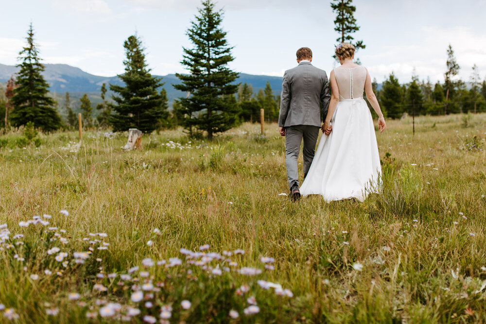  wild horse inn, wild horse inn wedding, fraser colorado, fraser colorado wedding, Fraser Colorado Wedding Photographer, winter park colorado wedding, fraser colorado wedding venues, colorado bed and breakfast wedding, grand county wedding, tabernash