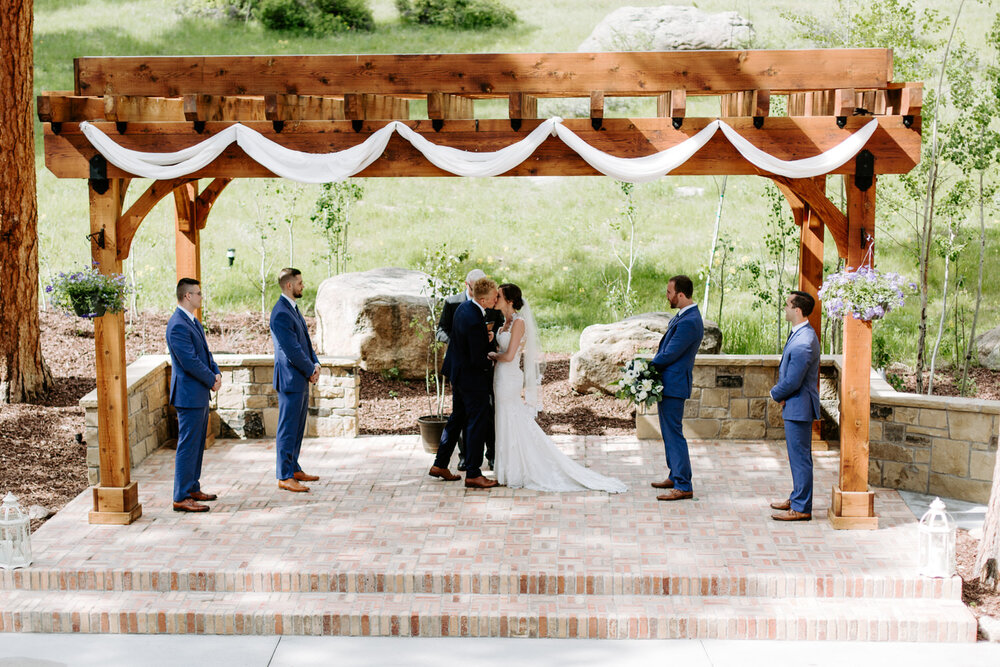  della terra mountain chateau wedding, della terra wedding, estes park wedding, Estes Park Wedding Photographer, estes park wedding venues, colorado wedding venues, colorado wedding, colorado wedding photographer, summer mountain wedding, colorado de