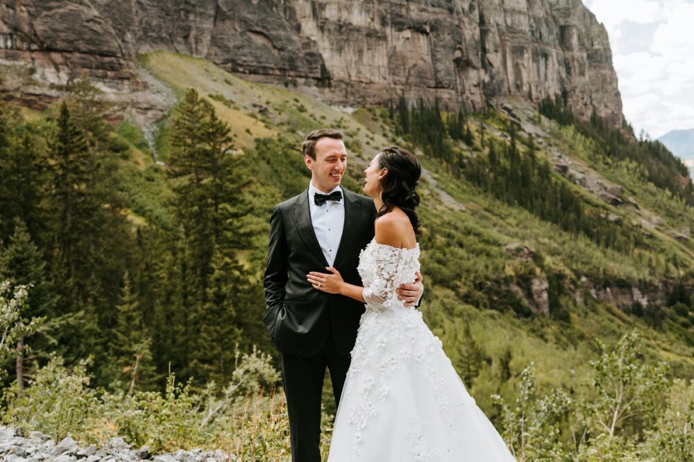   Telluride engagement session, Telluride Wedding, Bridal Falls Wedding, Telluride elopement, Colorado wedding Photographer, Telluride colorado Wedding, Ouray Wedding Photographer, Colorado elopement Photographer, Colorado Wedding, summer wedding in 