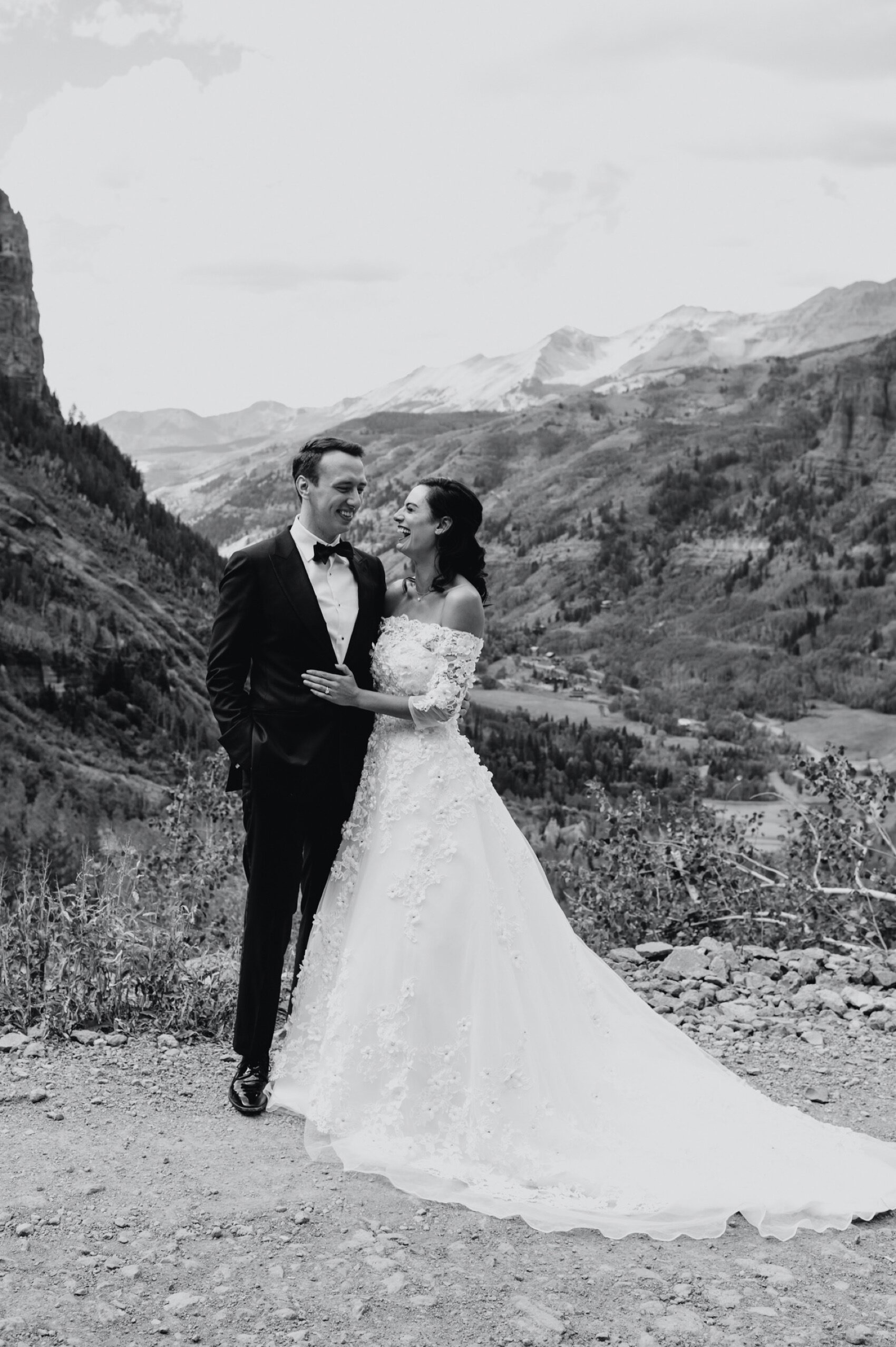   Telluride engagement session, Telluride Wedding, Bridal Falls Wedding, Telluride elopement, Colorado wedding Photographer, Telluride colorado Wedding, Ouray Wedding Photographer, Colorado elopement Photographer, Colorado Wedding, summer wedding in 