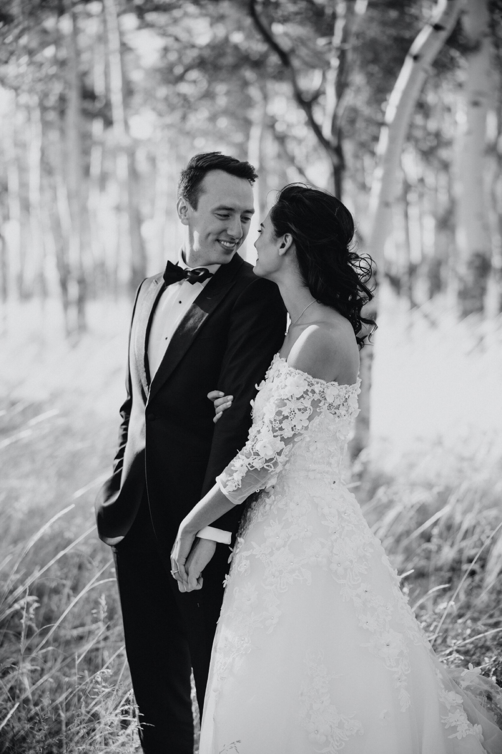   Telluride engagement session, Telluride Wedding, Bridal Falls Wedding, Telluride elopement, Colorado wedding Photographer, Telluride colorado Wedding, Ouray Wedding Photographer, Colorado elopement Photographer, Colorado Wedding, summer wedding in 