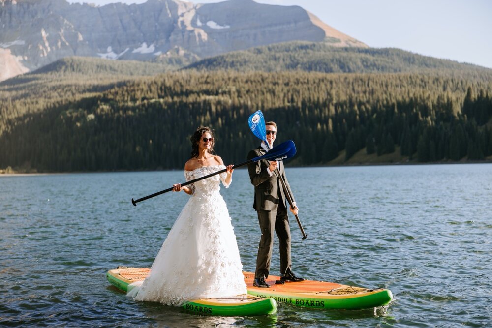   Telluride engagement session, Telluride Wedding, Bridal Falls Wedding, Telluride elopement, Colorado wedding Photographer, Telluride colorado Wedding, Ouray Wedding Photographer, Colorado elopement Photographer, Colorado Wedding, summer wedding in 