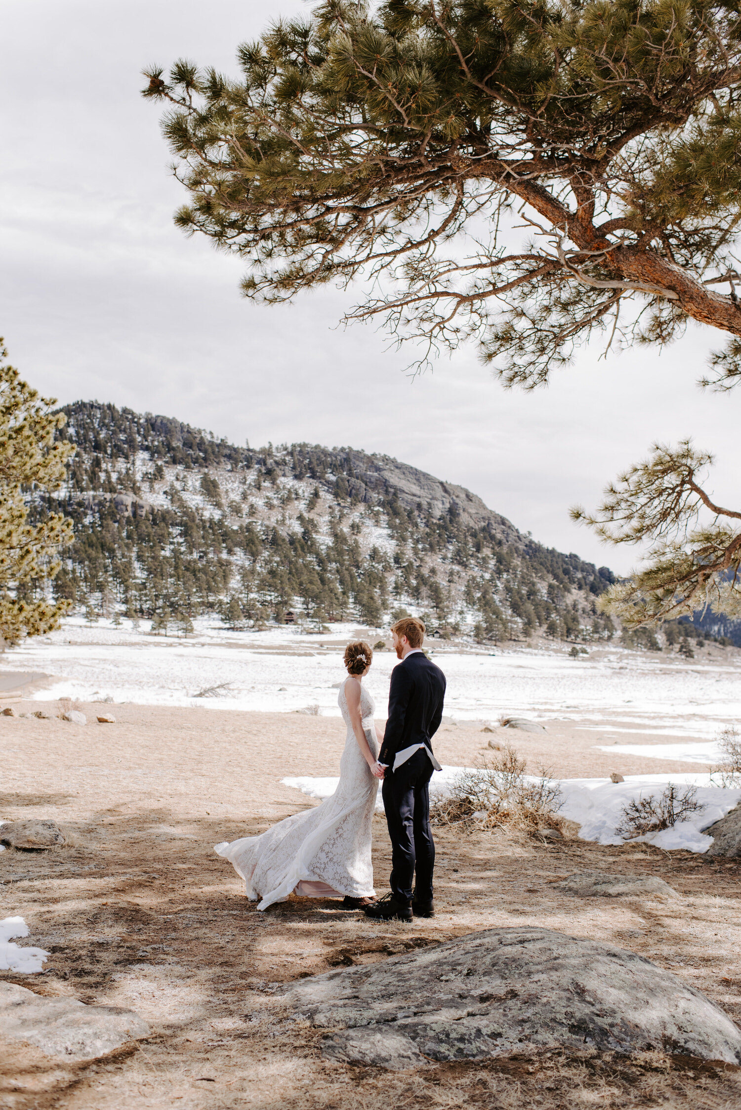   Rocky Mountain National Park, Estes Park Colorado, Rocky Mountain National Park Winter Elopement, RMNP Elopement Photographer, rmnp, rmnp wedding, rocky mountain national park wedding, estes park wedding photographer, elope in a national park, colo