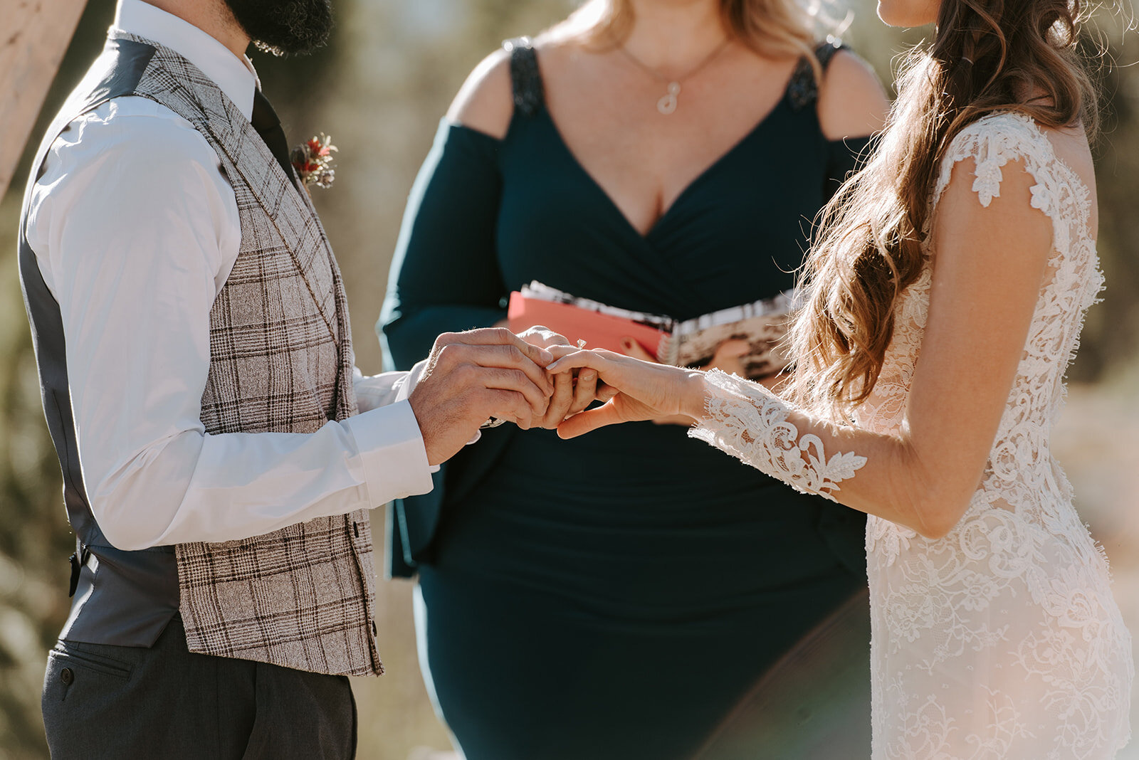   intimate twin lakes wedding, independence pass wedding, airbnb wedding, airbnb elopement, twin lakes elopement, aspen wedding photographer, wolf den elopement, colorado wedding photographer, colorado elopement, colorado destination wedding, adventu