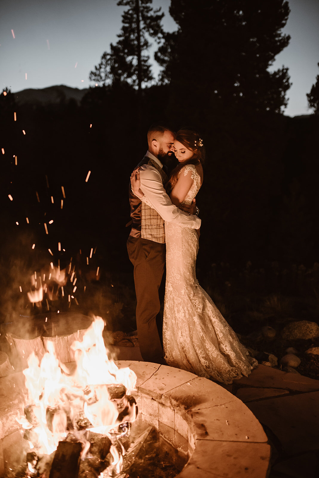   intimate twin lakes wedding, independence pass wedding, airbnb wedding, airbnb elopement, twin lakes elopement, aspen wedding photographer, wolf den elopement, colorado wedding photographer, colorado elopement, colorado destination wedding, adventu