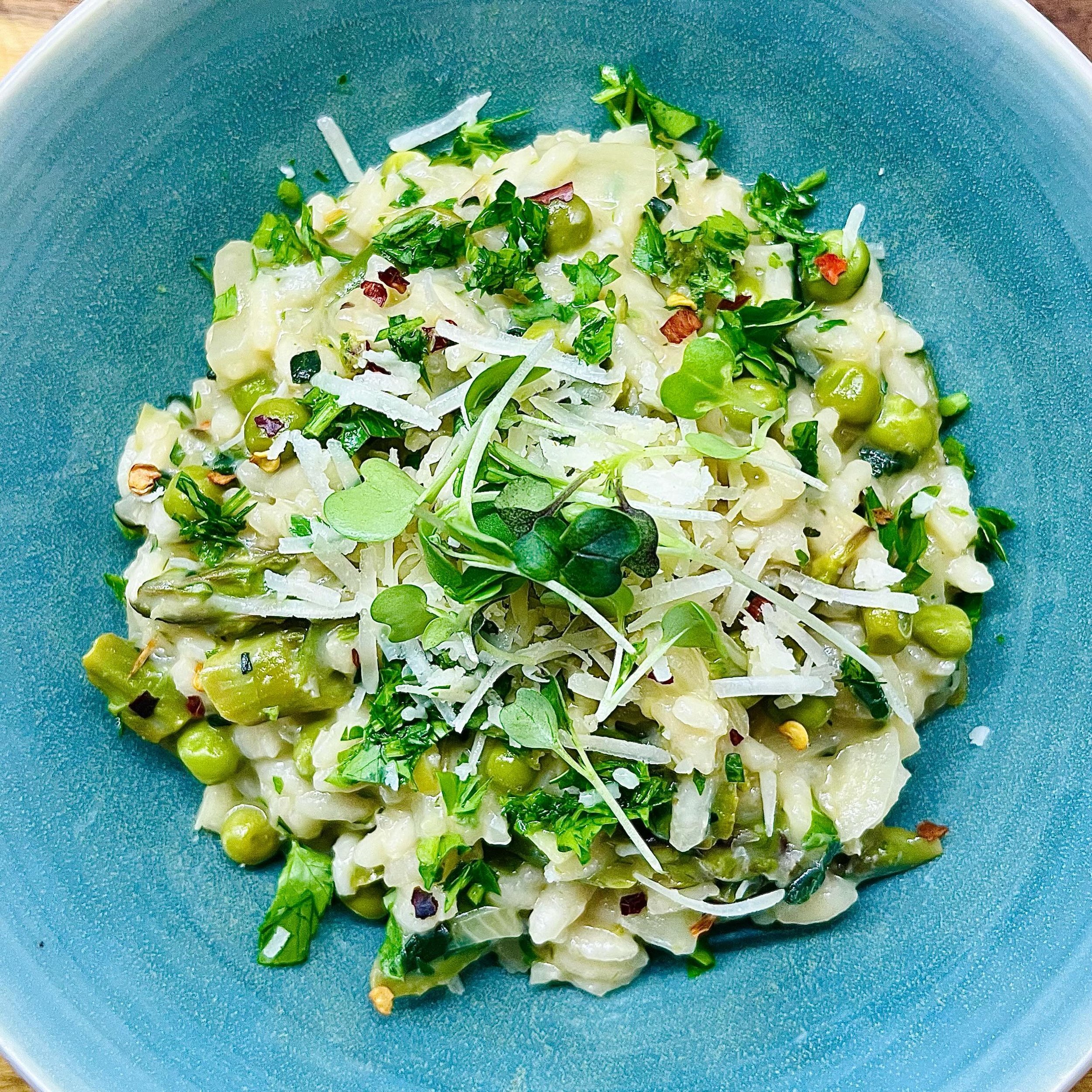 made a springy risotto with fennel, leeks, asparagus and peas with loads of parsley, tarragon, fennel fronds, lemon and microgreens