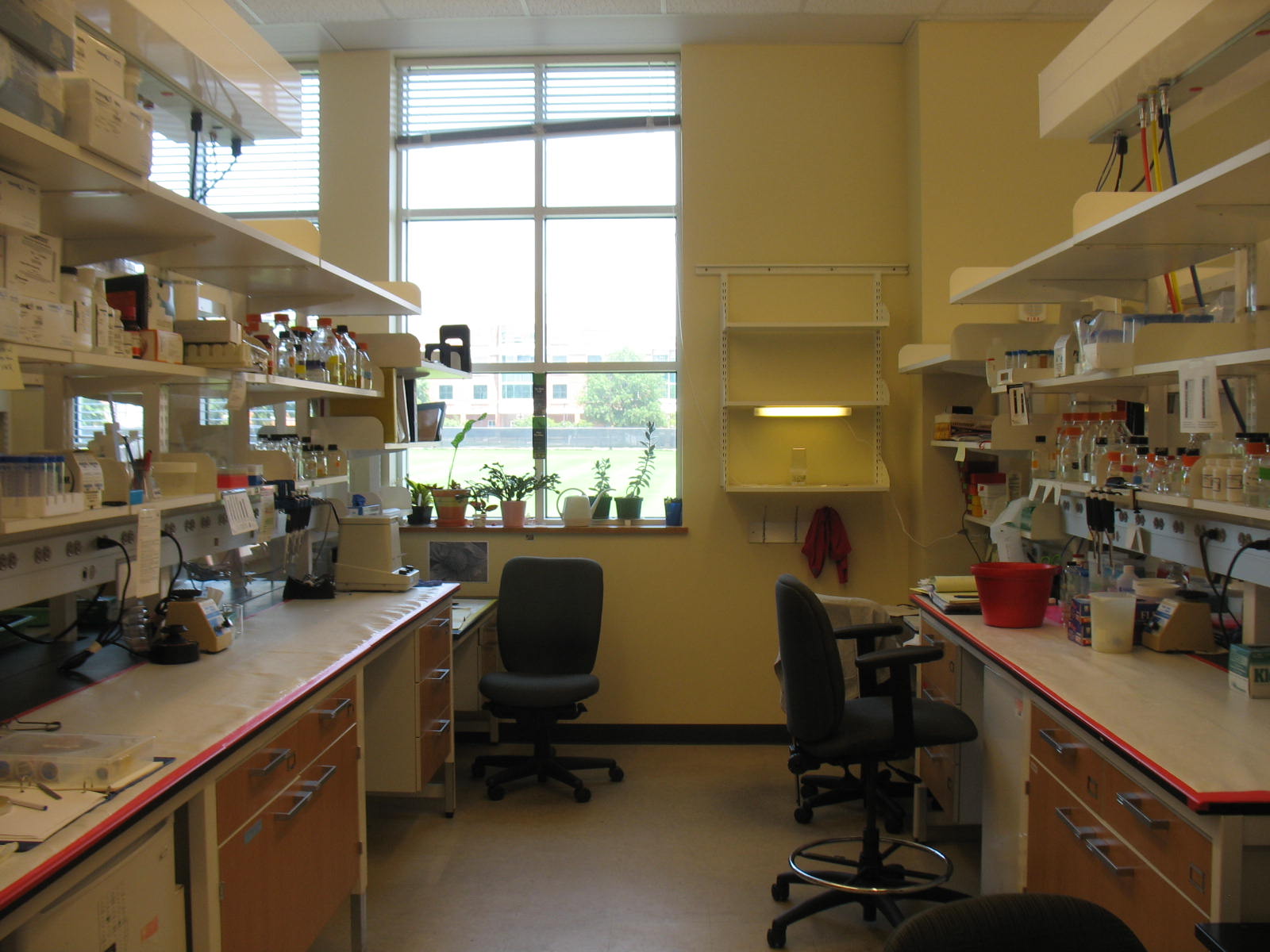  As a graduate student, you would have access to state-of-the-art research labs. 