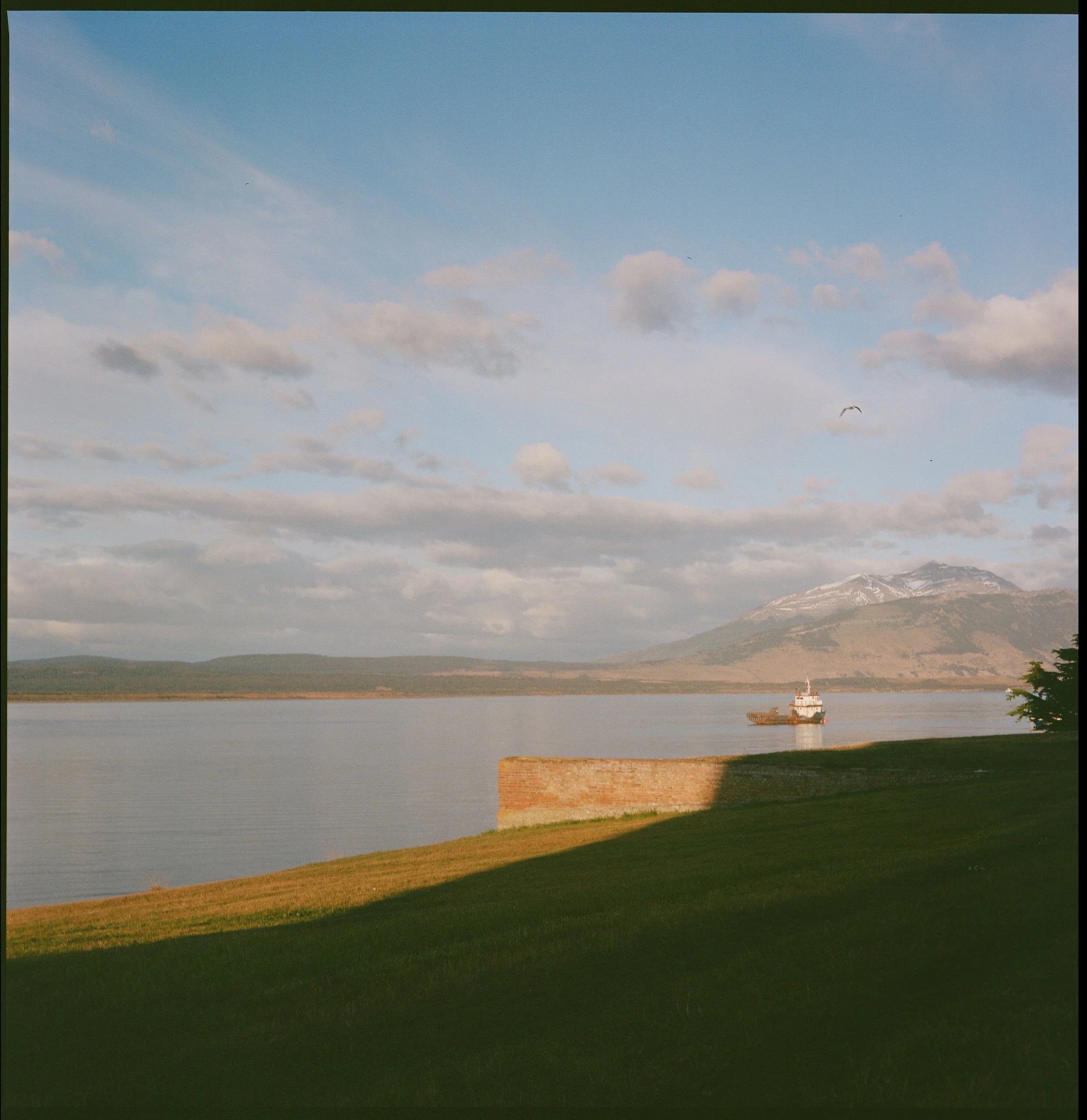 Aonikenk Sunrise (Puerto Bories, Magallanes, Chile)