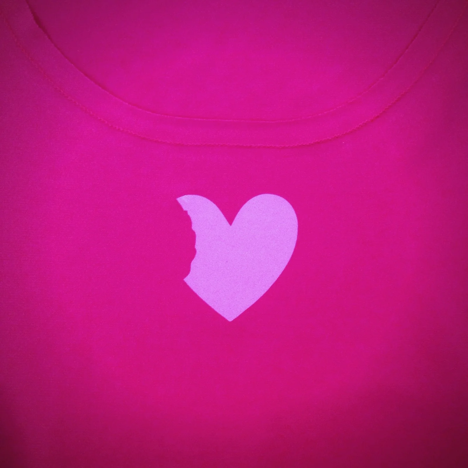RacerTankPinkLoveBiteDetail2.jpg