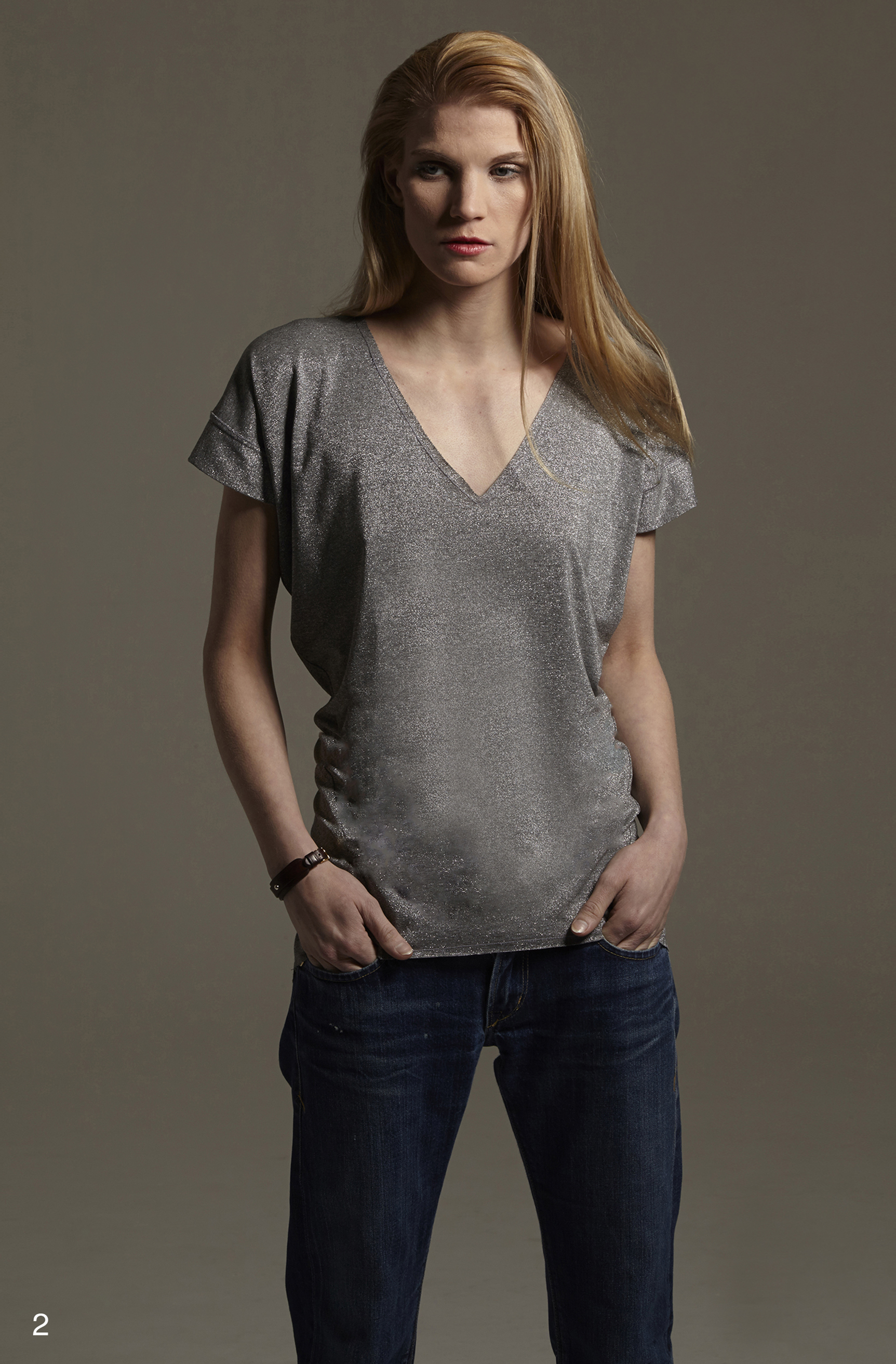 Cuff V-Neck Tee