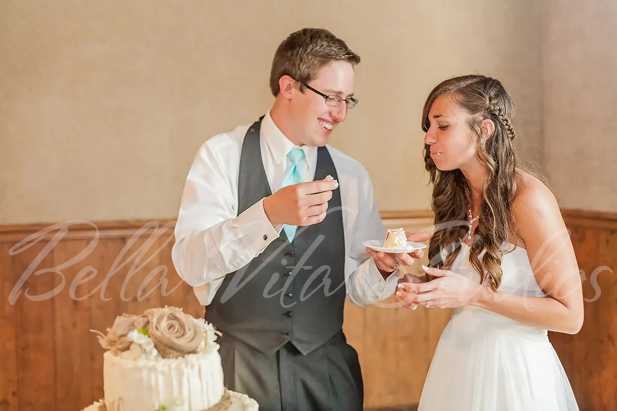 wedding-church-fort-wayne-reception-the-hayloft-hoagland-indiana-photographers-photography-1055