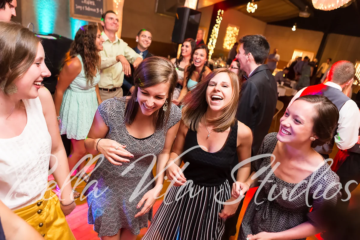 wedding-church-fort-wayne-reception-the-hayloft-hoagland-indiana-photographers-photography-1070