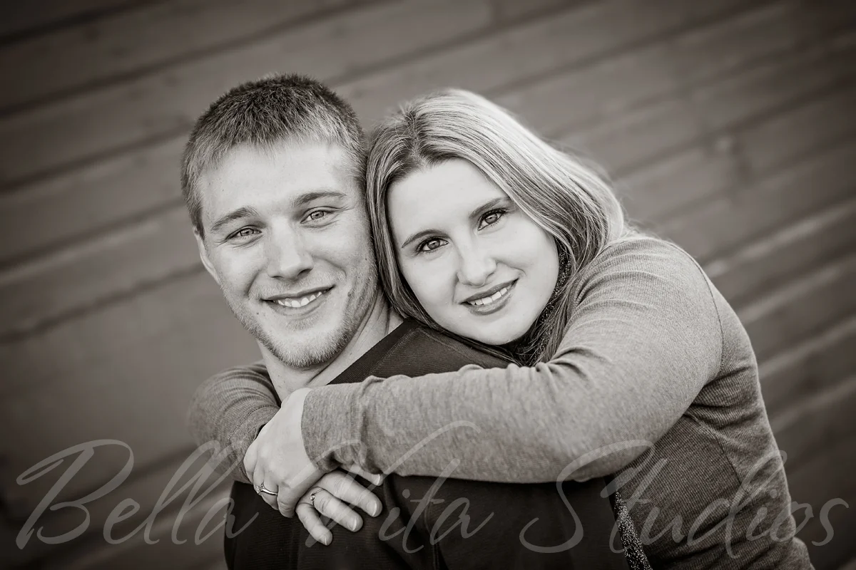 engagement-session-portraits-photos-pics-pix-fort-wayne-photographers-photography-11-7