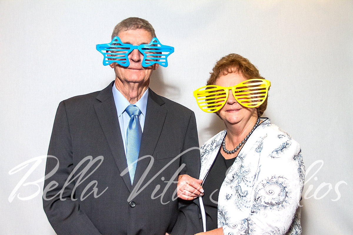 wedding-photo-booth-photobooth-indiana-michigan-ohio-fort-wayne-elkhart-indianapolis-muncie-1002