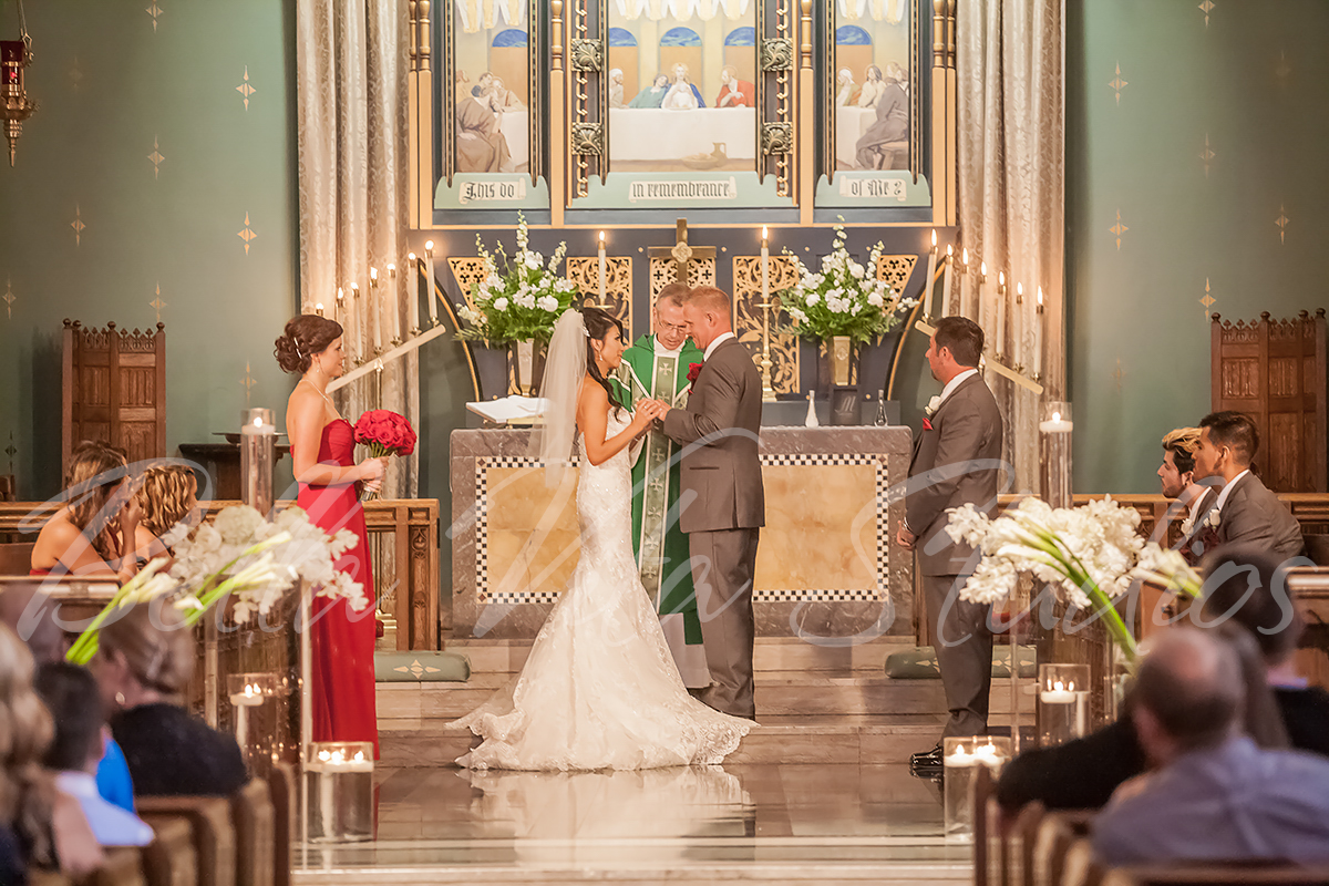 fort-wayne-wedding-photographers-photography-engagement-20140920-church-reception-1061