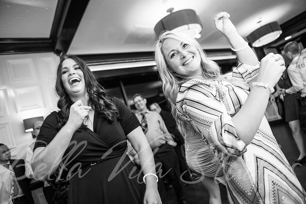 fort-wayne-wedding-photographers-photography-engagement-20140920-church-reception-1039