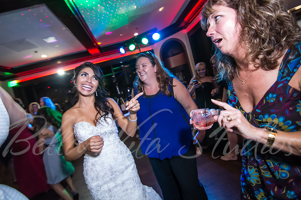 fort-wayne-wedding-photographers-photography-engagement-20140920-church-reception-1070