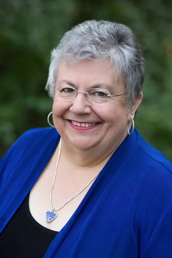 Eileen Minarik (Founder/Owner) Eileen has been actively involved in the Montessori Community since 1974 as a parent, assistant teacher (Primary), lead teacher (Primary, Lower Elementary, Upper Elementary), as a teacher trainer and consultant (Primary) and as a grandparent (since 2007.) As a parent she helped to establish the Montessori program at Green Hedges School in 1976. Eileen founded Reston Montessori in 1984, which she operated out of her home for two years. In 1986 she took on a partner and they worked together for eight years. In 1994 Eileen sold Reston Montessori to her partner and founded Sunset Hills Montessori. Eileen is currently a resource teacher for both Lower and Upper Elementary and the SHMS coordinator for GRACE Arts. Eileen is a voracious reader who is surprised that she loves her NOOK e-reader as well as “real” books. She also loves to do arts and crafts, especially paper crafting with vintage book pages.