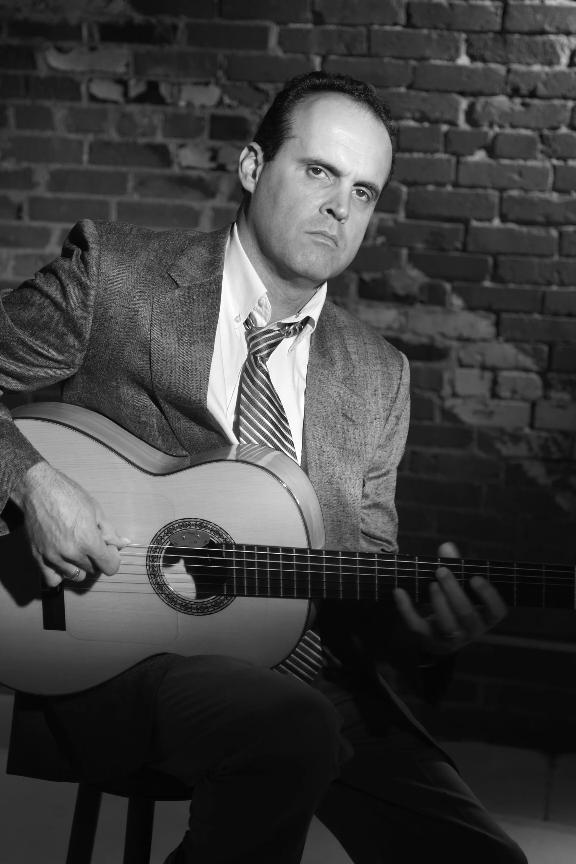 guitar shots 204 (1).jpg