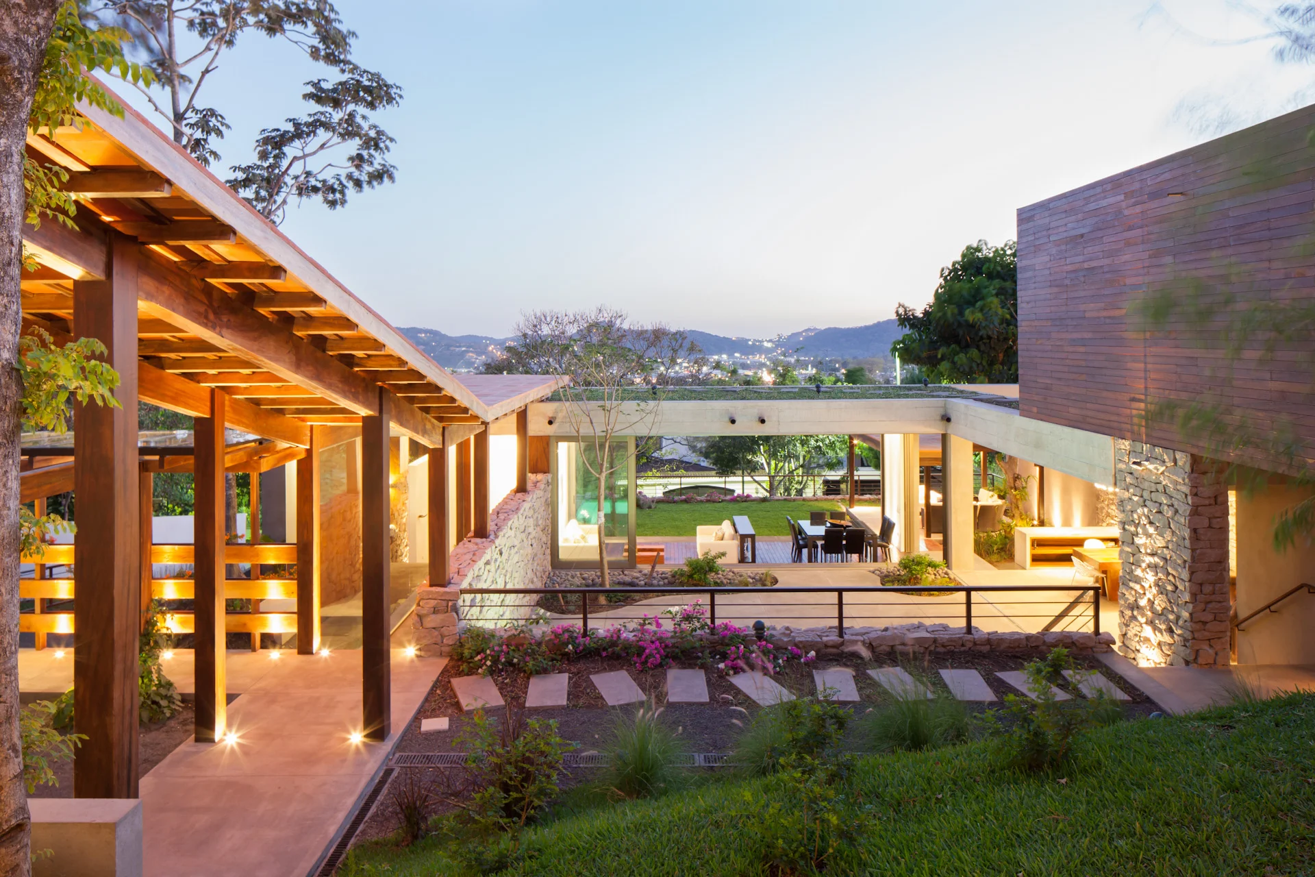 Architecture-Modern-Casa-Jardin-El-Salvador-Jason-Bax-16.JPG