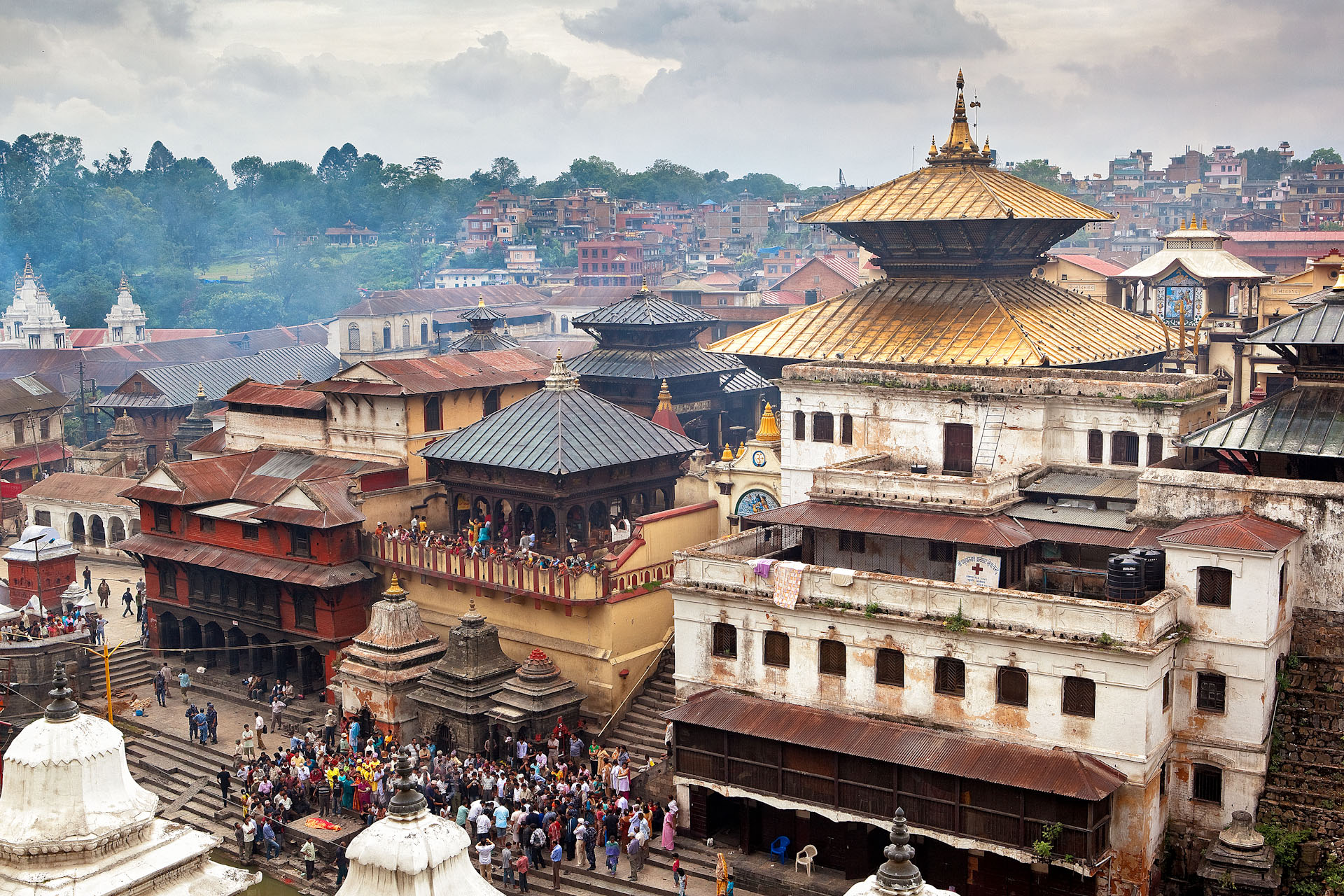 Nepal-Kathmandu-Travel-Pashupatinath-Hindu-Golden-Temple-Cremate.JPG