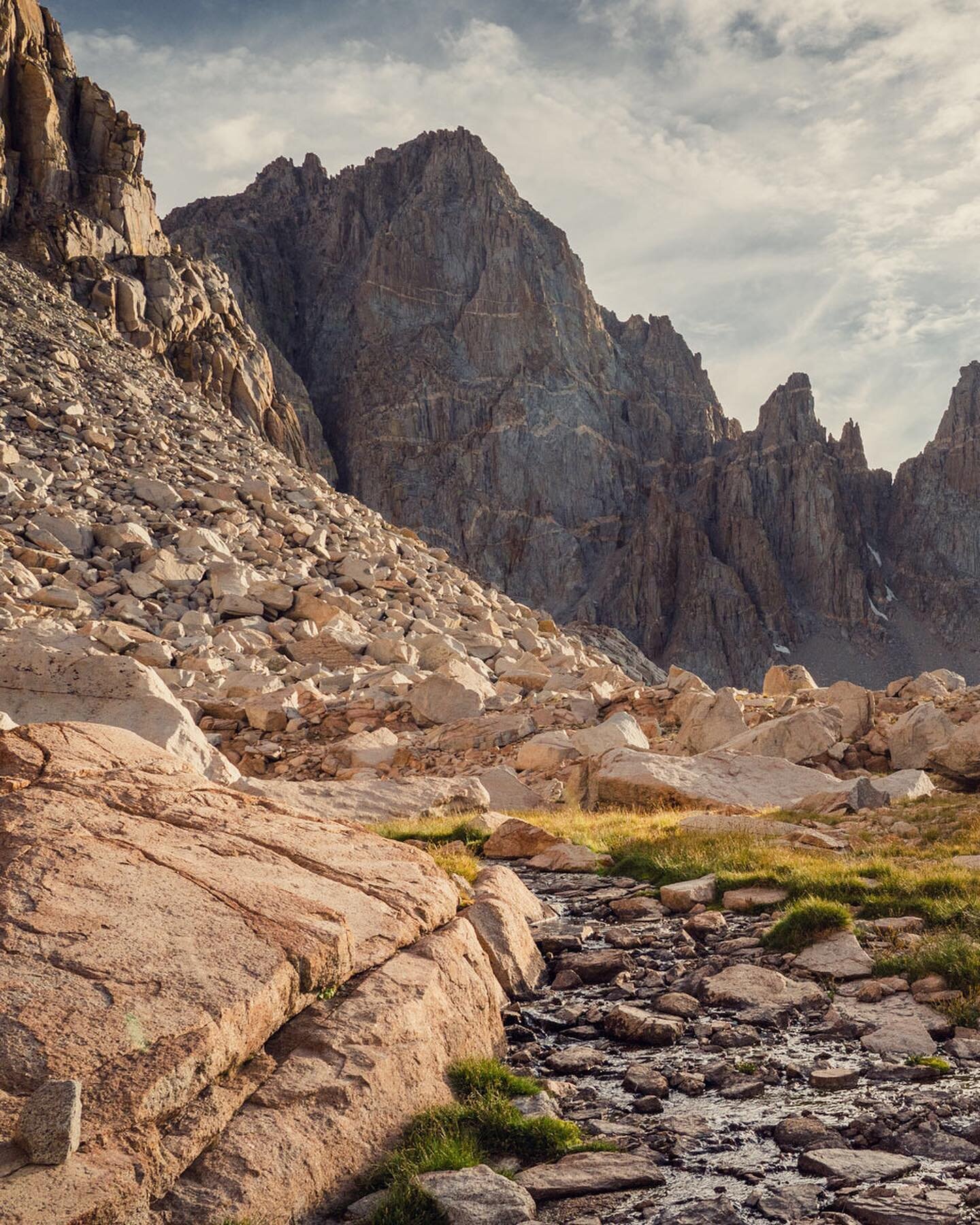 25 miles of trail, 10 miles of cross country, 9000ft of elevation gain, a terrifying/exhilarating drop down a 50 degree scree filled couloir, and boom, you&rsquo;re here! Lots of hard work getting to this place but having it all to ourselves was a re