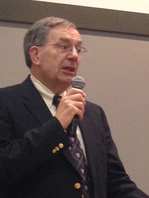  Dr. Sinclair Ferguson in the bookstore recommending his favorite books available at the conference bookstore 