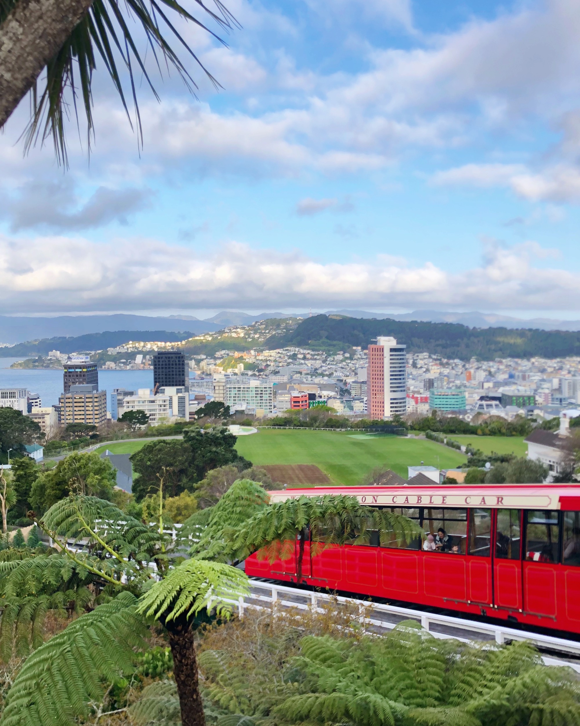 Wellington_CableCar.jpeg