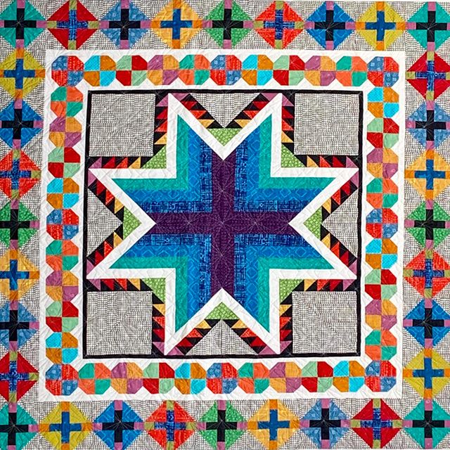 See the beautiful center medallion of “Outward Bound” by @celstrat at our show October 4-5, 2019, in Libertyville, Illinois.
#VQshow2019 #QuiltsfromtheVillage #quilting #quilt #sewing #quiltshow #VillageQuilters #VillageQuiltersLBLF
