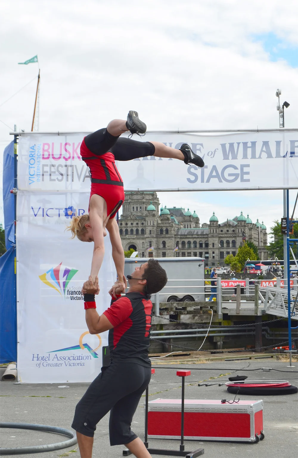 Go: The Victoria International Buskers Festival