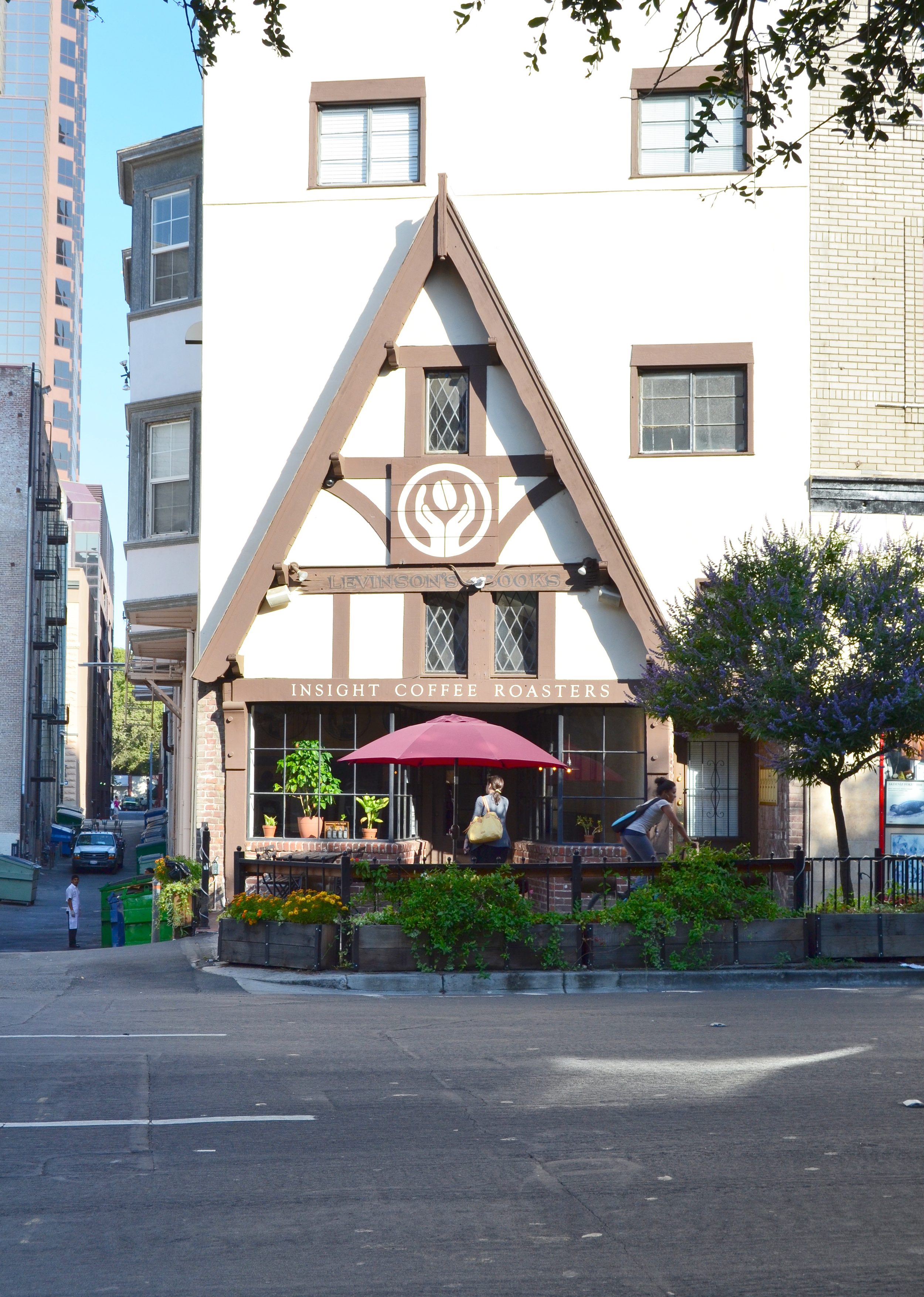Featured: A Sacramento Guide on Design Sponge