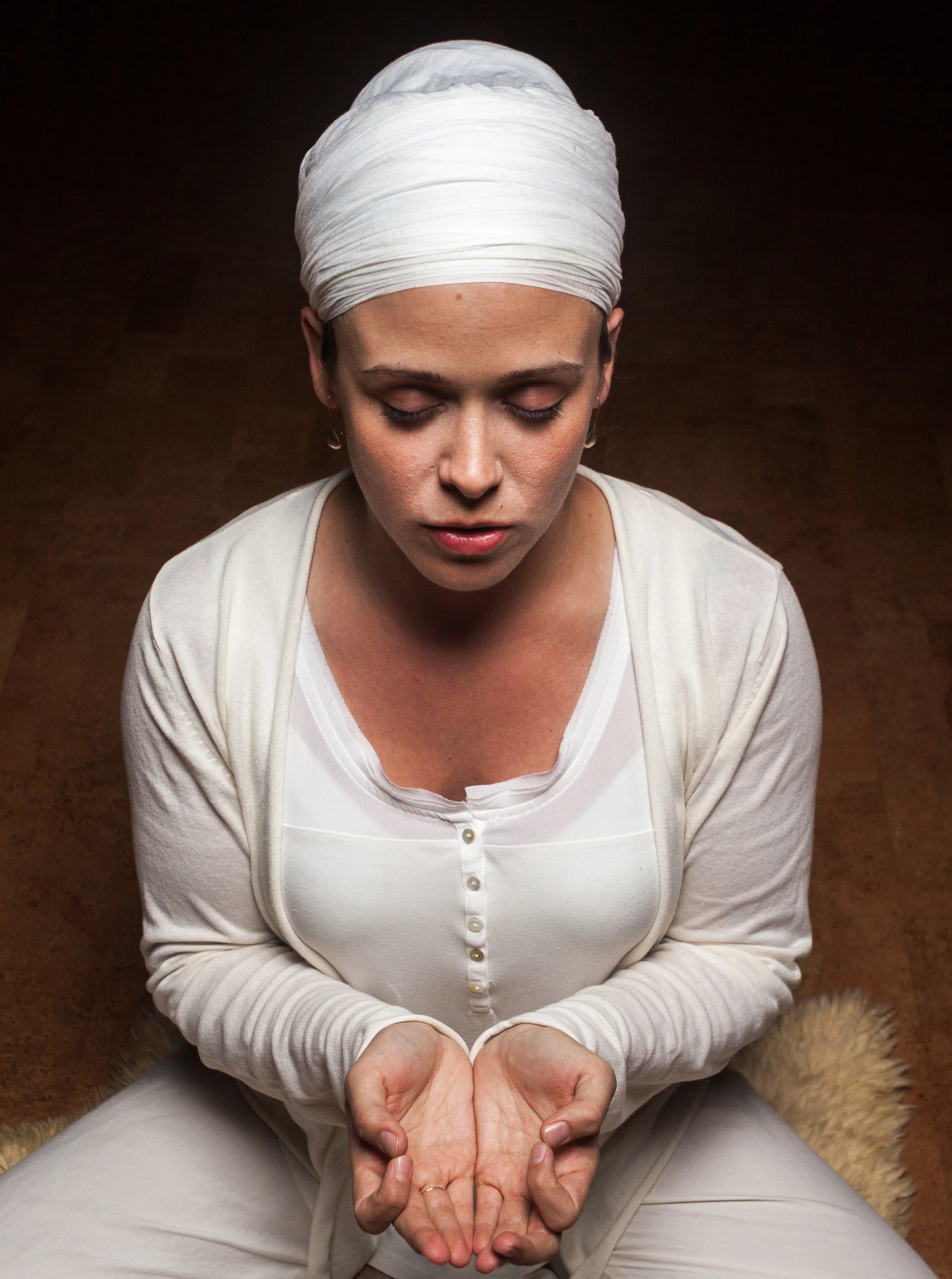 Jai Kirti Kaur | Kate Thomas