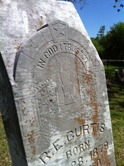 grave 2014 3.jpg