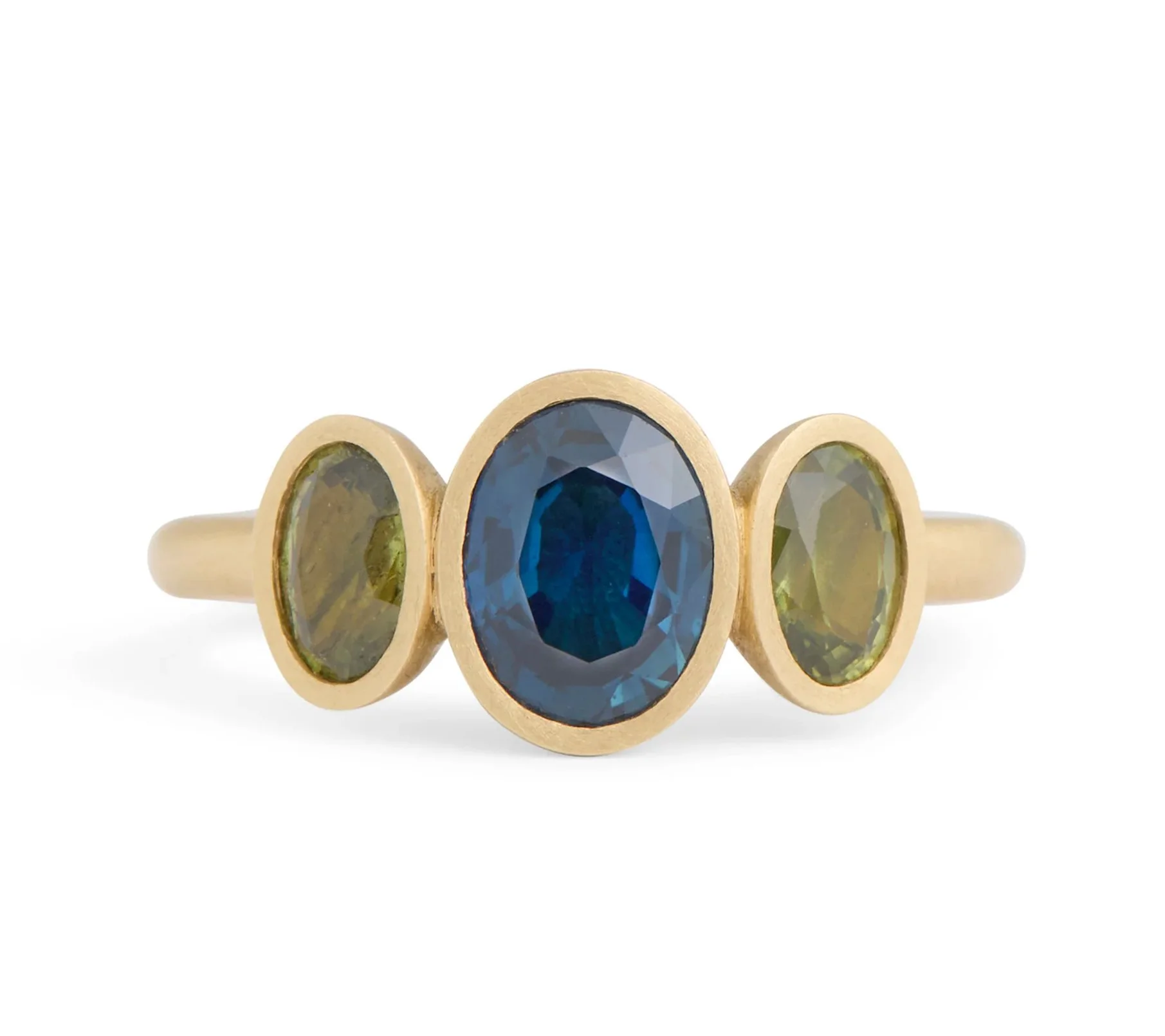 18ct-sapphire-trilogy-ring-front.jpg