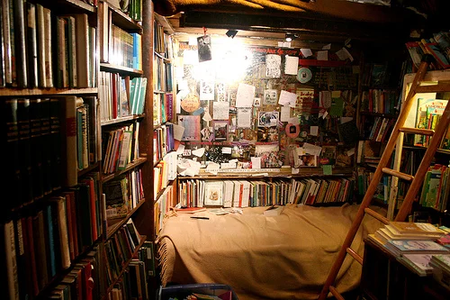 cluttered-room.jpg