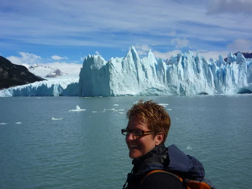 Where in the world is Emma? Guess correctly and win a free download of Beware Madame la Guillotine!